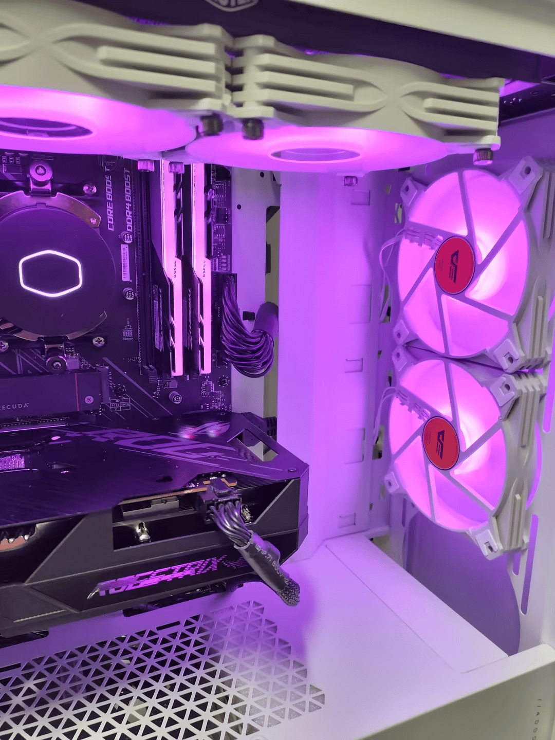 4000D AMD Ryzen Build! 3700X | 6600XT Strix | 2x8GB 3600MHz Trident Z | 1TB FireCuda NVME