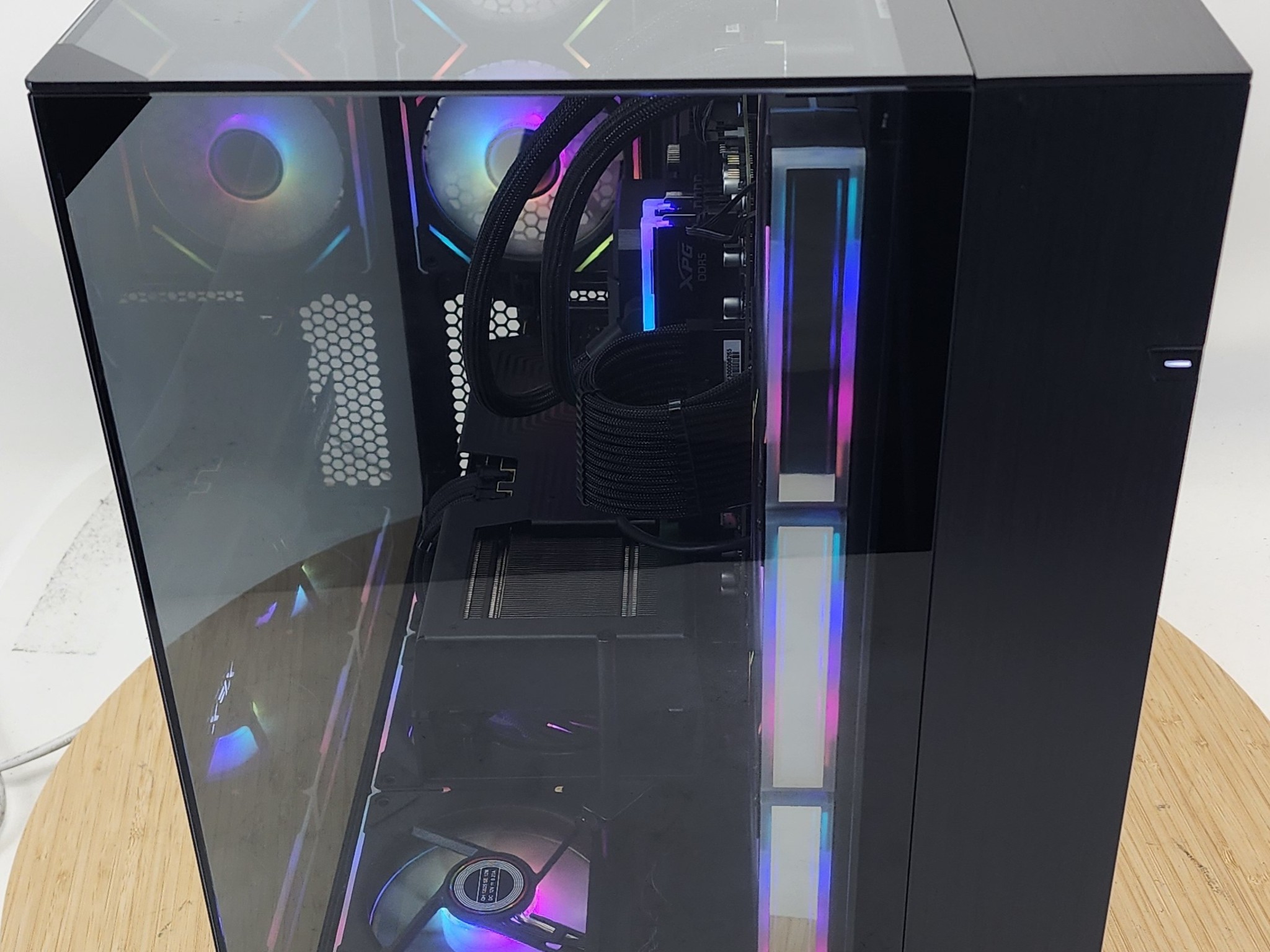 Gaming PC Ryzen 7 9700X 32GB RAM 2TB SSD RX 9070 XT 16GB Windows 11 Computer