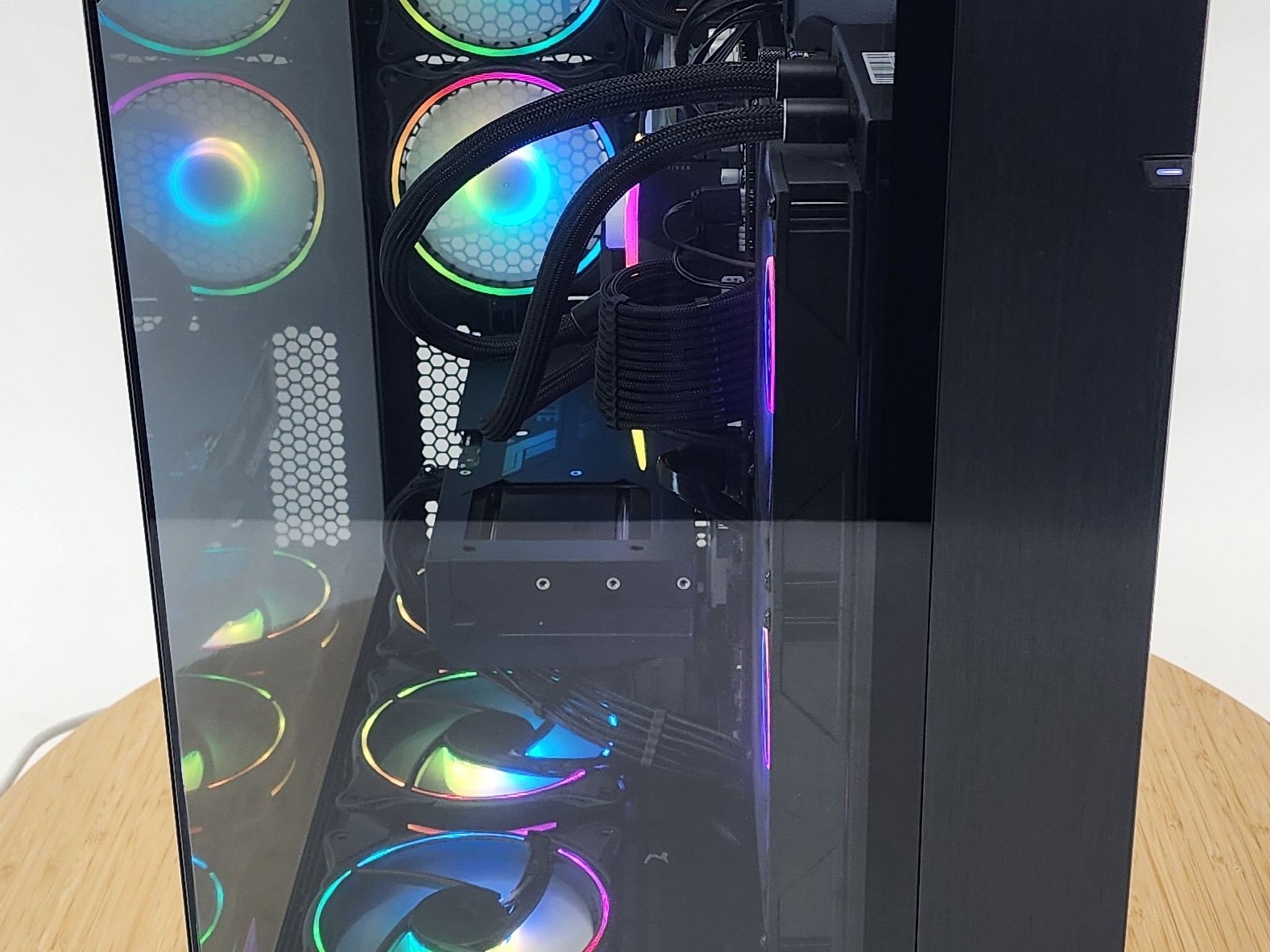 Gaming PC Ryzen 9 7900X 32GB RAM 1TB SSD RTX 4070 SUPER 12GB Windows 11 Computer