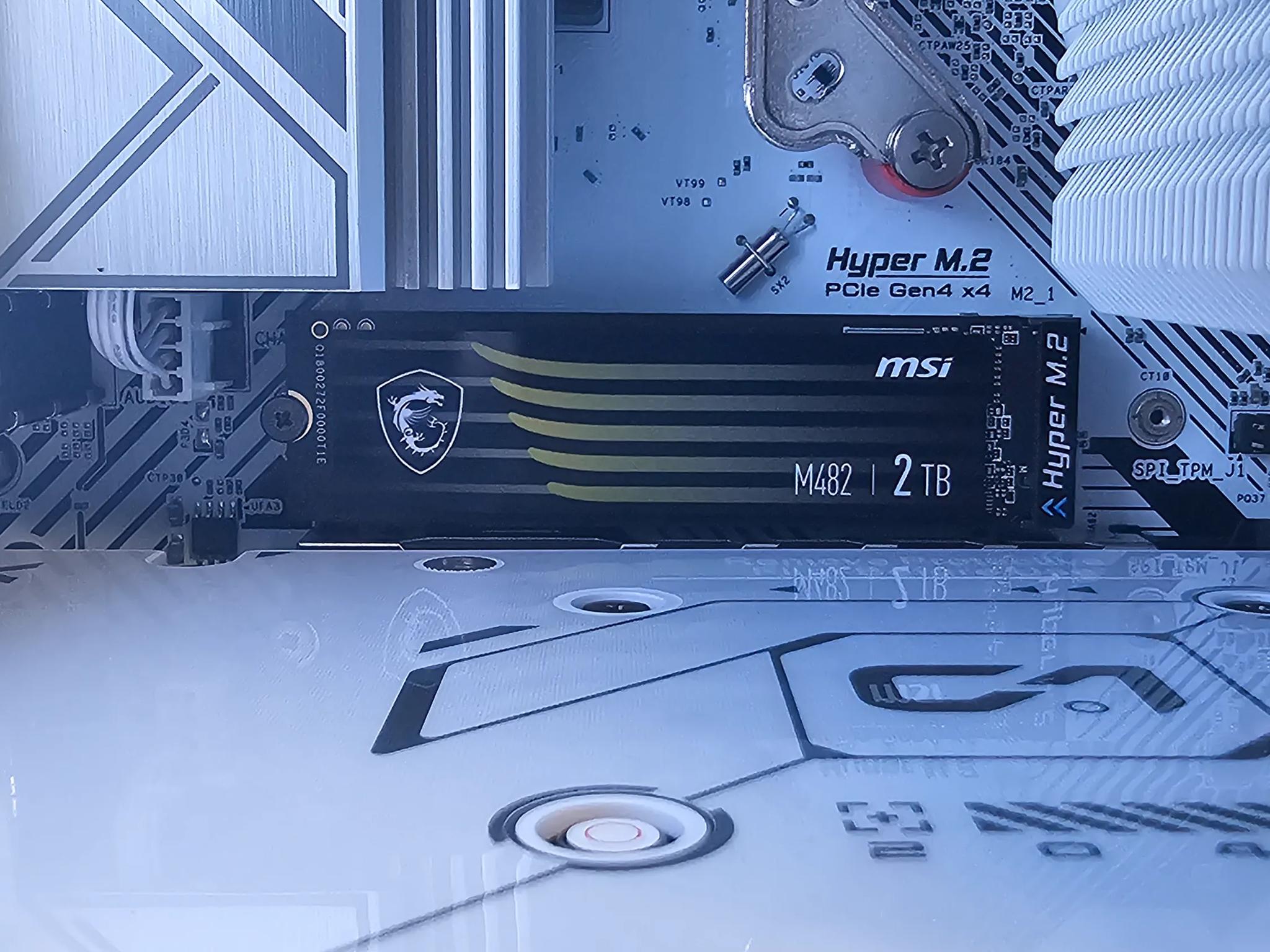 RTX 4060 8GB// Ryzen 5 3600 // 2TB SSD // 32GB DDR4 // "Domino" 1080p