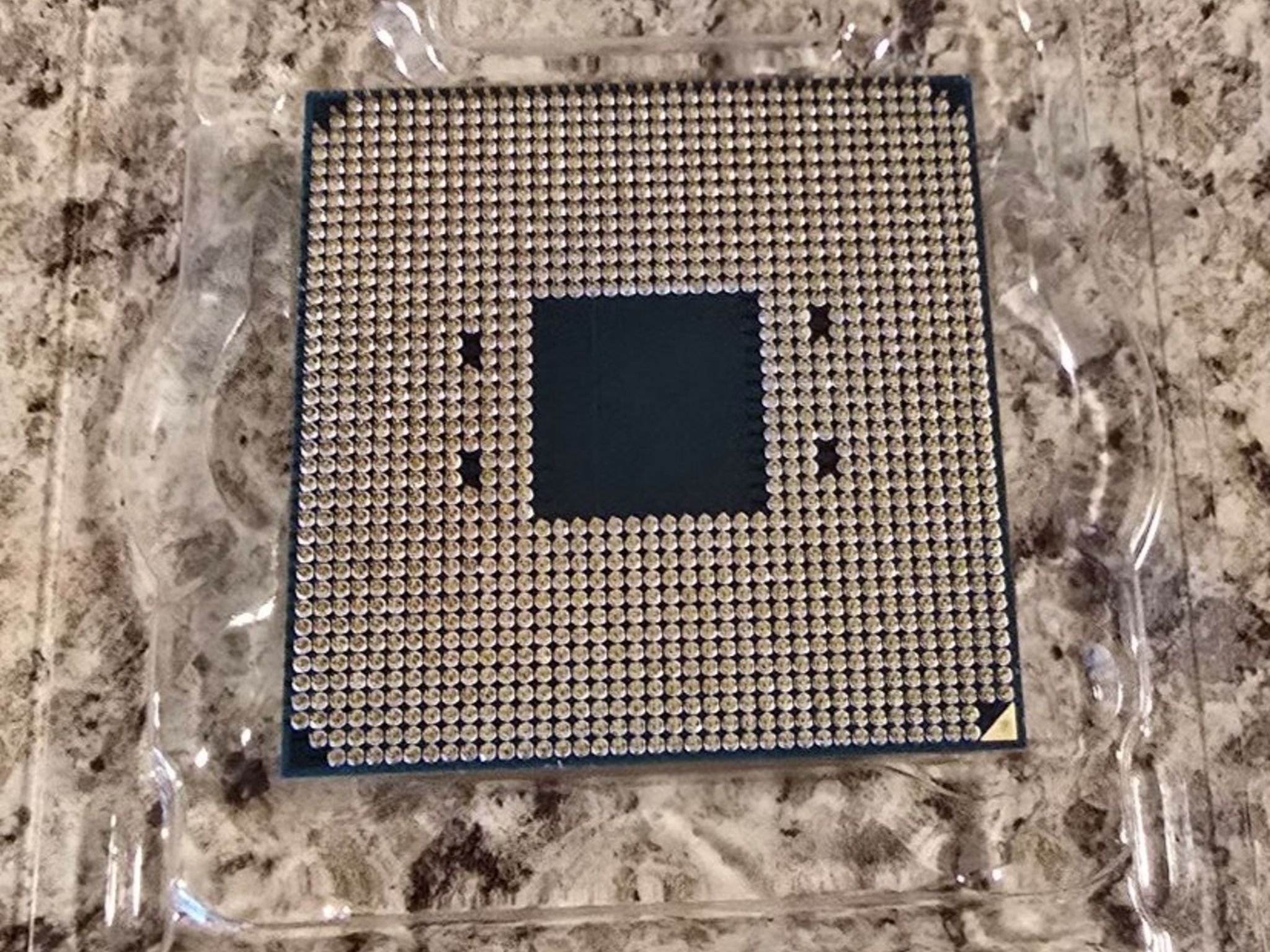 AMD Ryzen 7 5800X3D, 3.4 GHz 8 cores / 16 thread