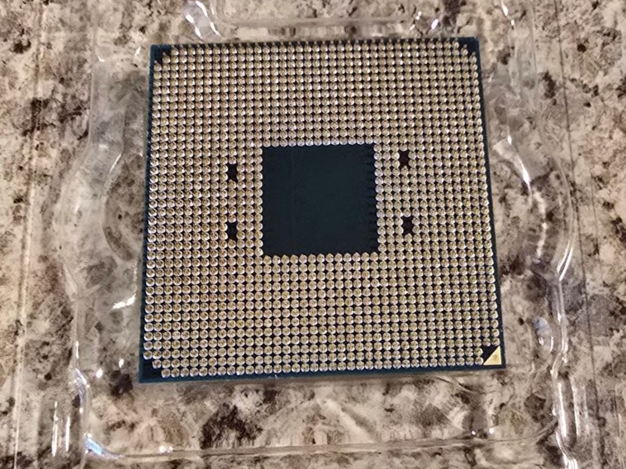 AMD Ryzen 7 5800X3D, 3.4 GHz 8 cores / 16 thread