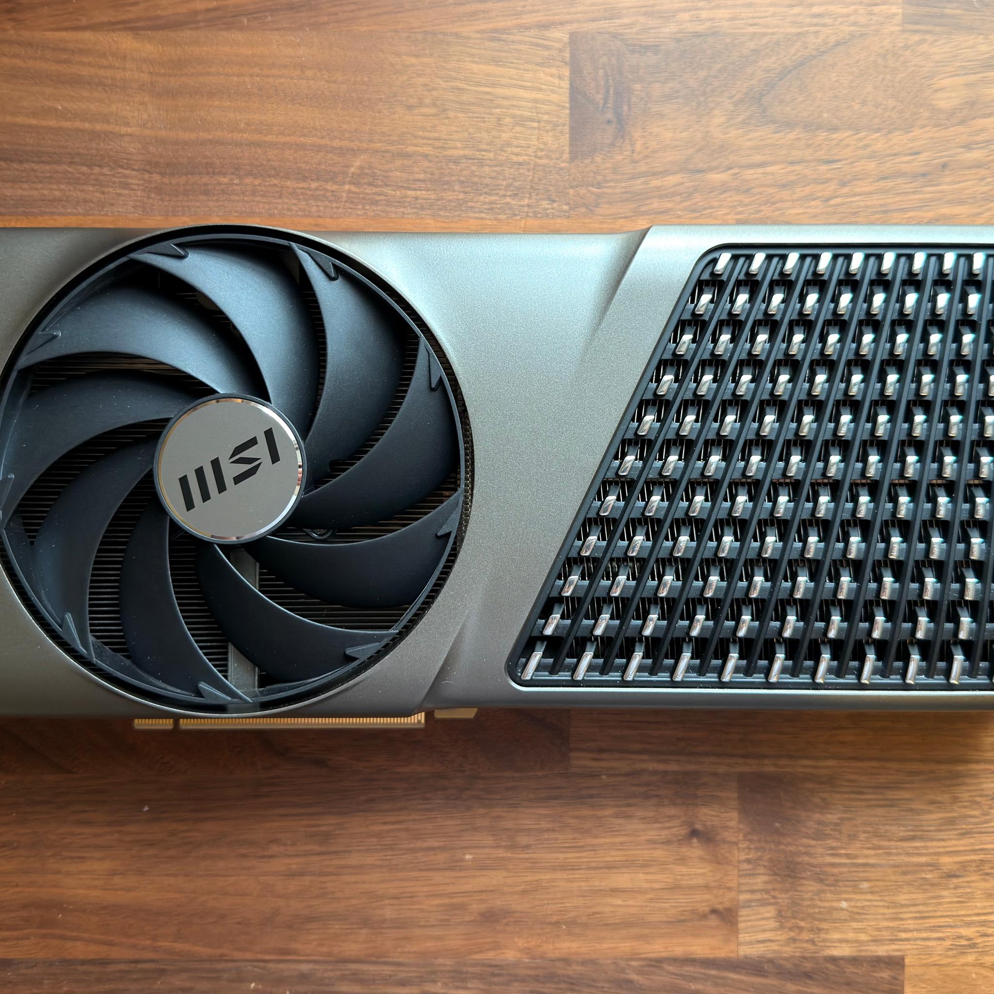MSI Geforce RTX 4080 SUPER EXPERT (16GB GDDR6X)