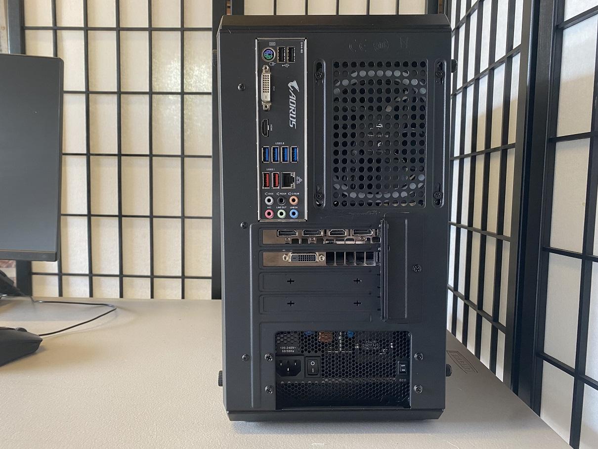 EVGA GTX 1070 SC (8gb), AMD Ryzen 5 3400g, DDR4 3000MHz 16GB (8x2), 500GB NVMe, 750W Platinum