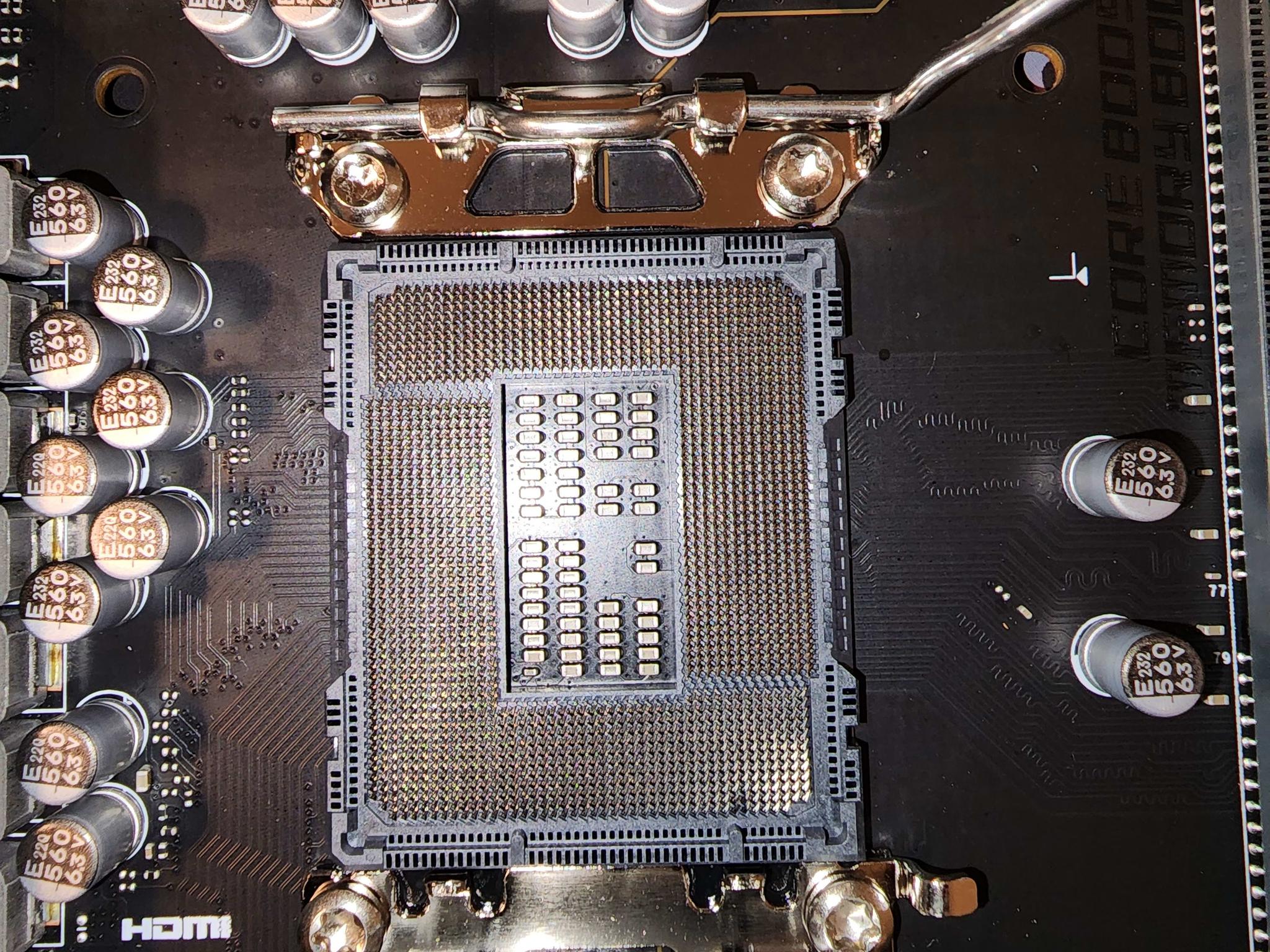 Open 📦! MSI MAG B660M Bazooka DDR4