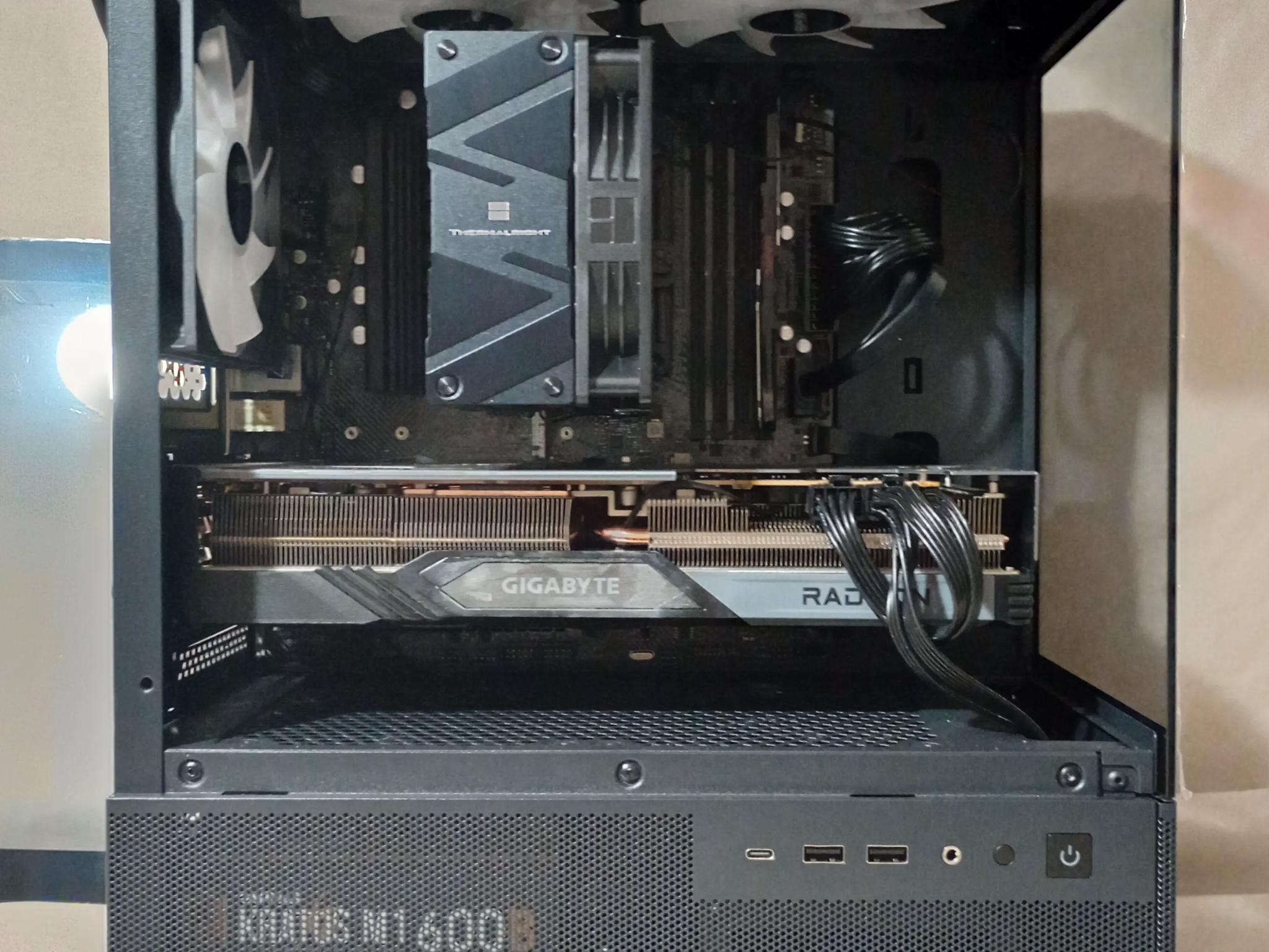 POWERFUL GAMING PC!! 4k-1440p Gaming PC AMD Ryzen 5th Gen CPU- GIGABYTE RX7800 XT- 32GB 6000Mhz RAM!