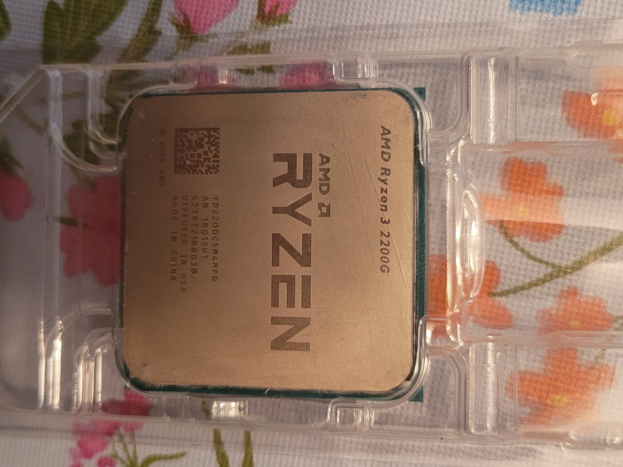 AMD Ryzen 3 2200G