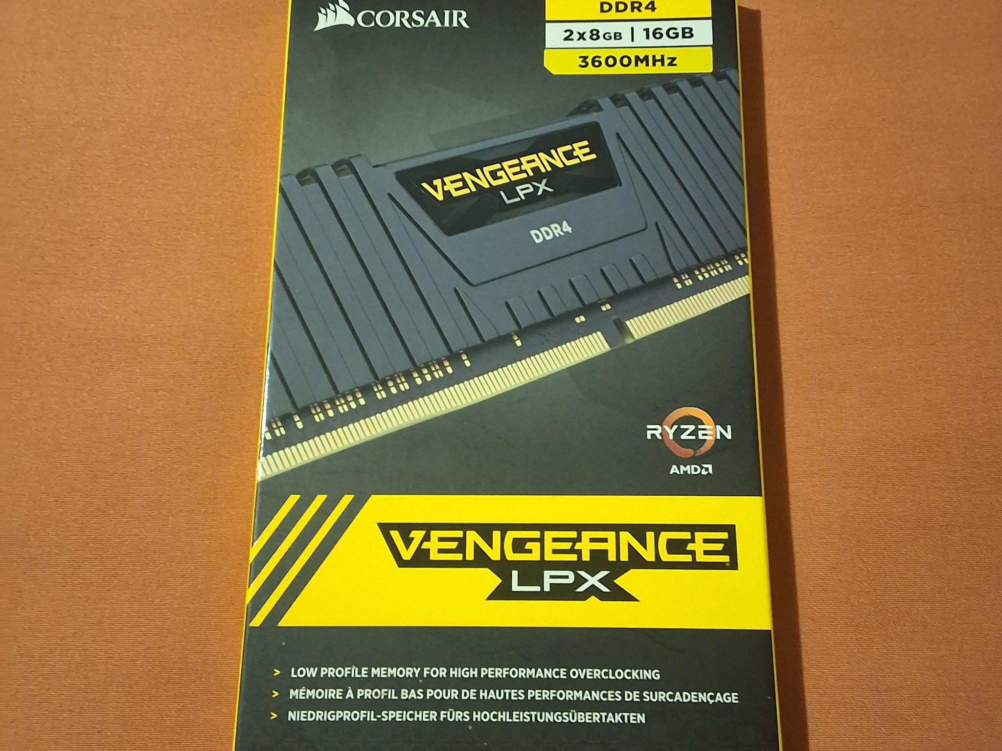 CORSAIR VENGEANCE LPX (2X8) 16GB DDR4 3600MHz CL14