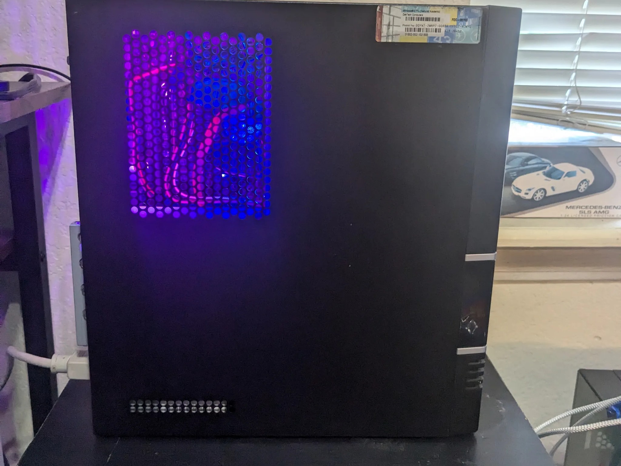 i5-2400, 16GB DDR3, Quadro K2200 4GB (GTX 750 TI), 400GB SSD, Win10, RGB