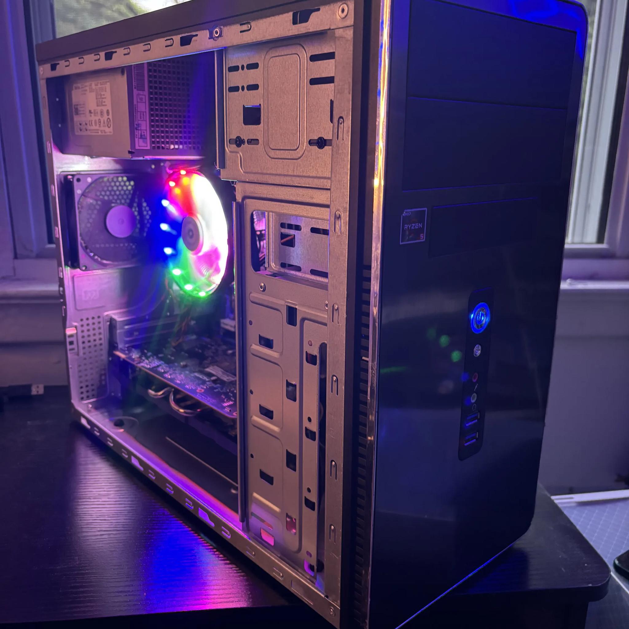 GAMING PC QUAD CORE 7GB RADEON R7 370 RGB Lighting RGB Fans Comnputer