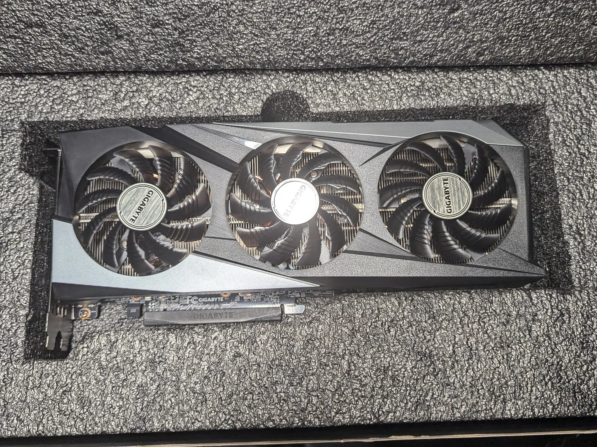 AMD GIGABYTE RX 6650XT OC