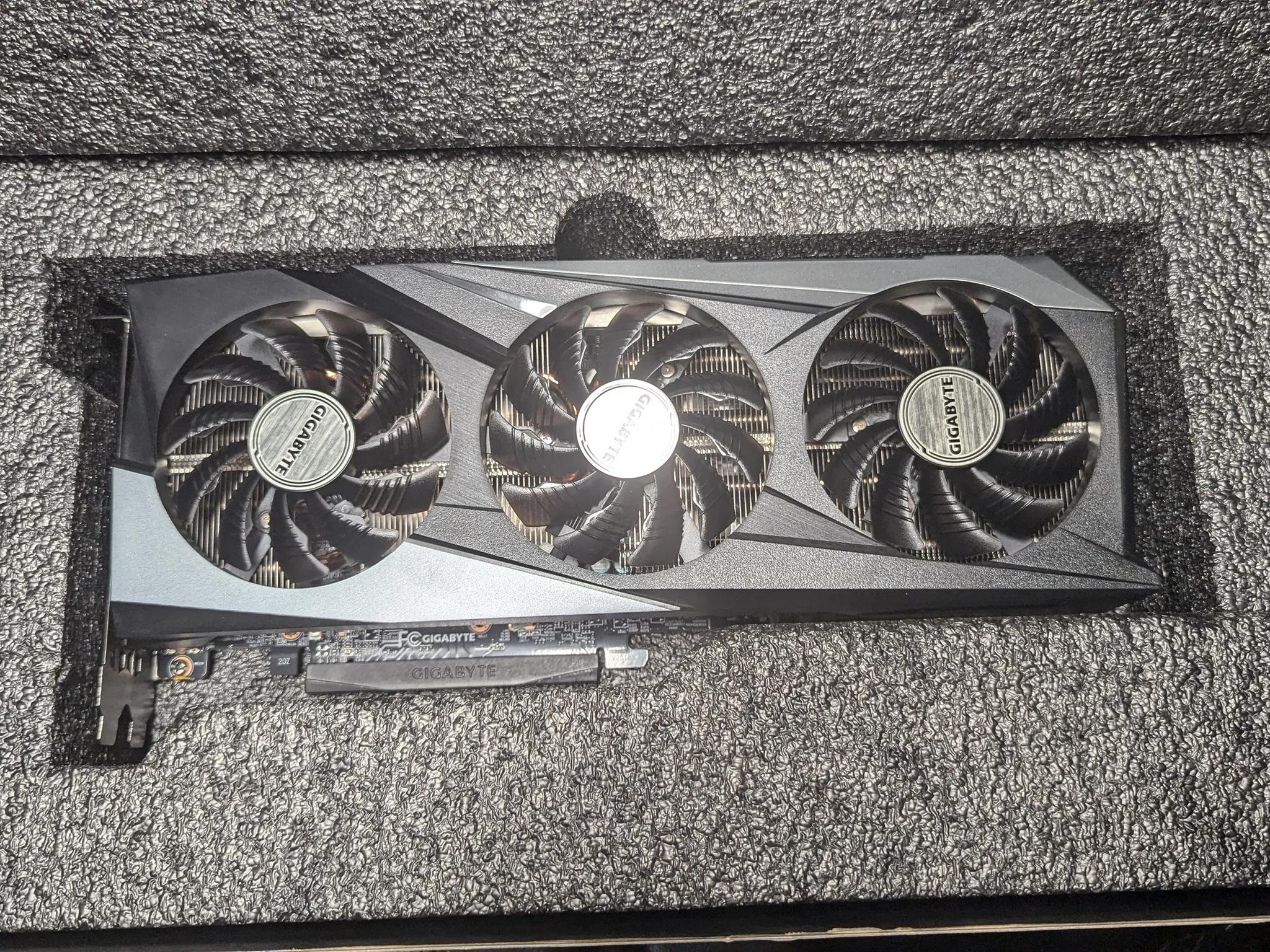 AMD GIGABYTE RX 6650XT OC