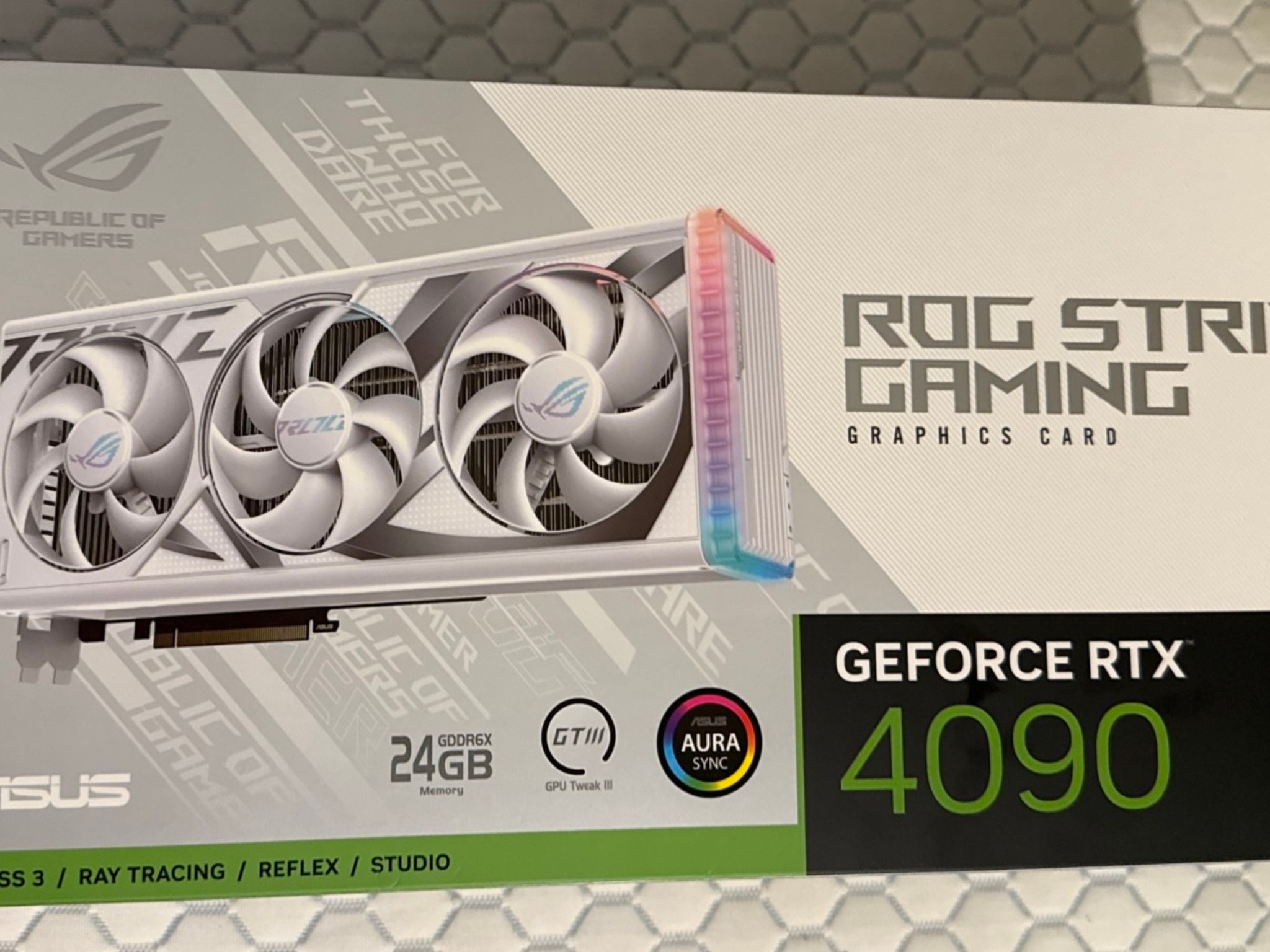 ASUS ROG Strix GeForce RTX 4090 White Edition 24GB GDDR6X