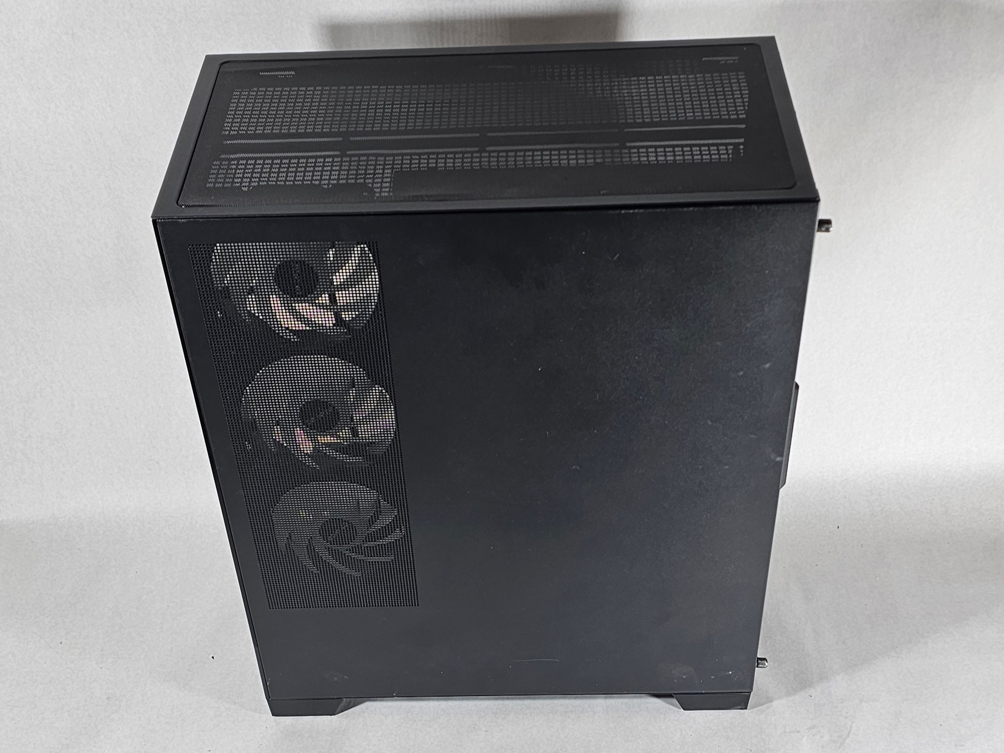 PC Case with Tempered Glass w\ 7 RGB Fans