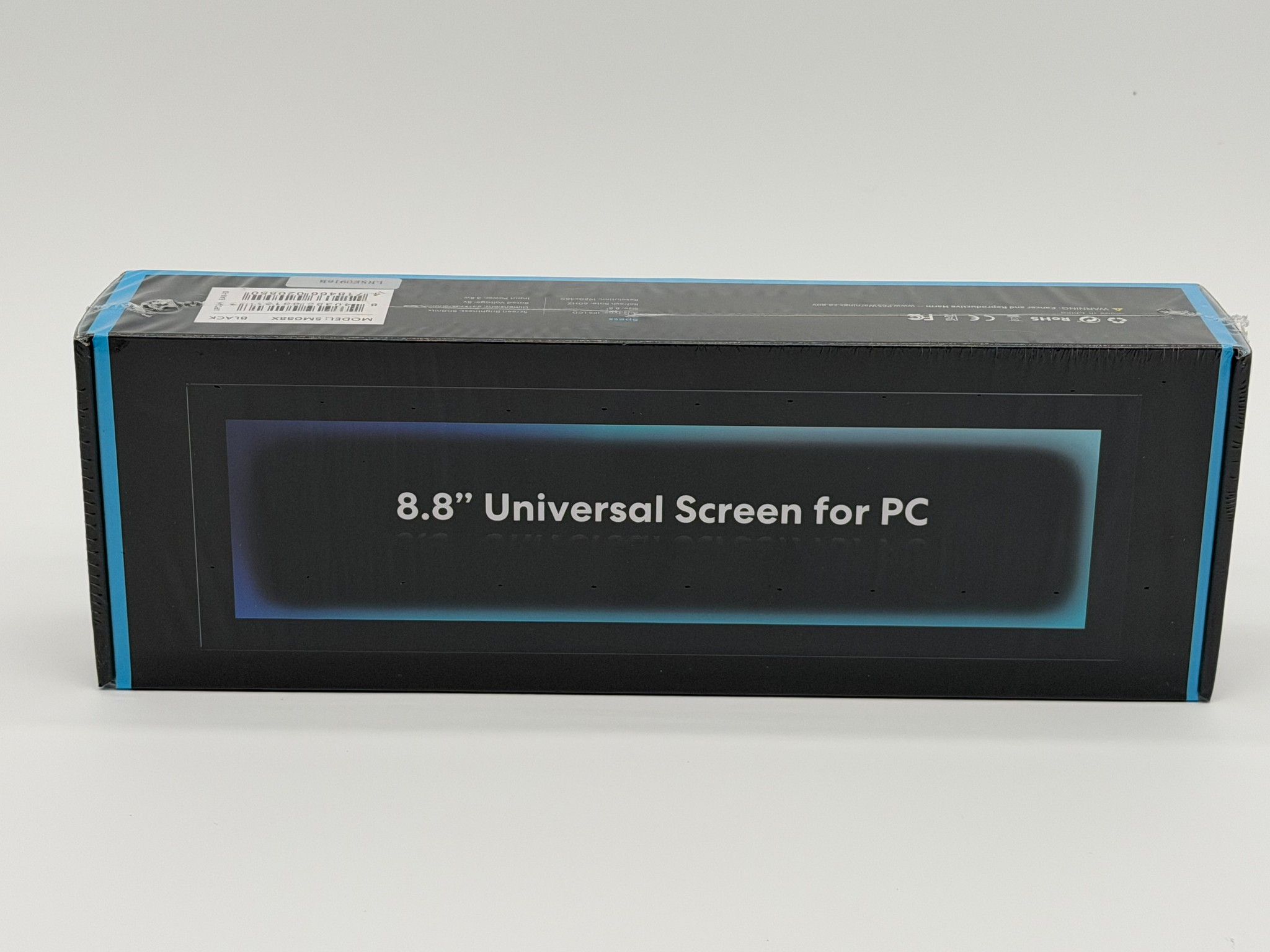 Lian Li 8.8” Universal Screen for PC – Black
