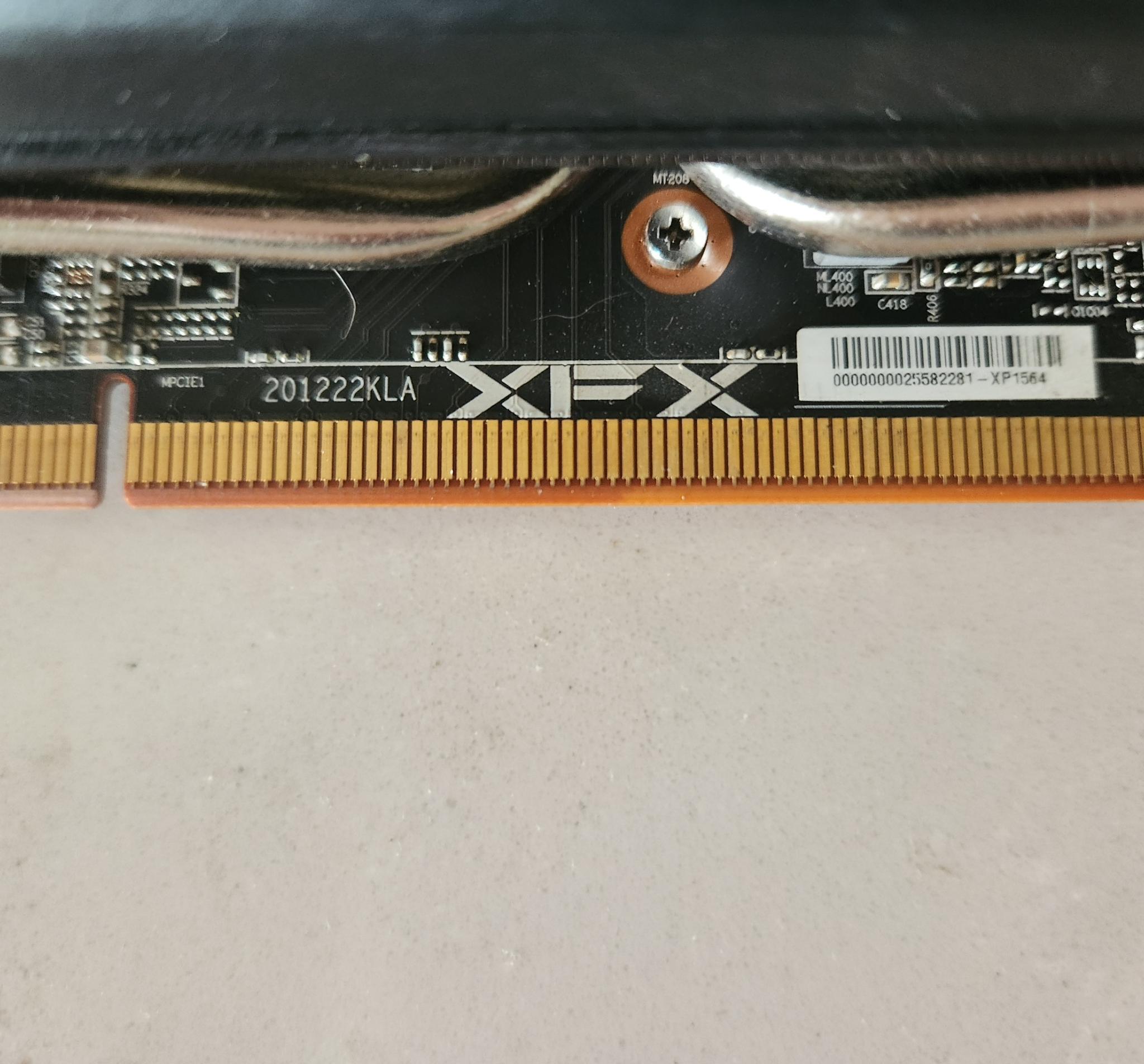 XFX 210 SWIFT AMD Radeon RX 6600 XT 8gb PCIe 4.0