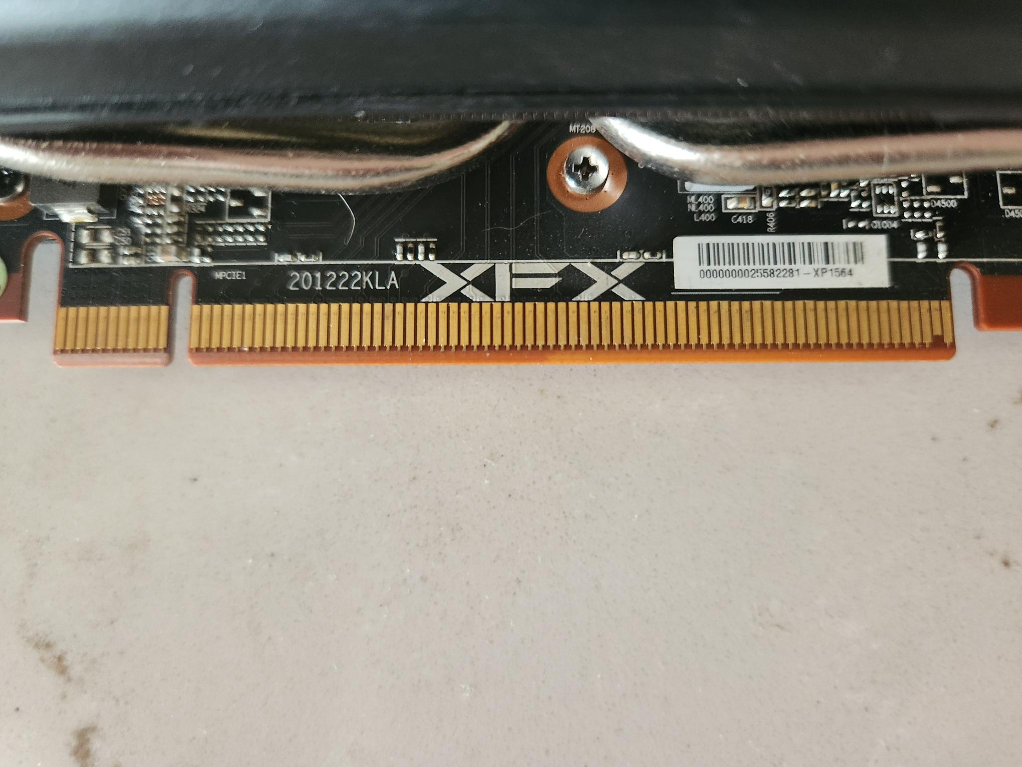 XFX 210 SWIFT AMD Radeon RX 6600 XT 8gb PCIe 4.0