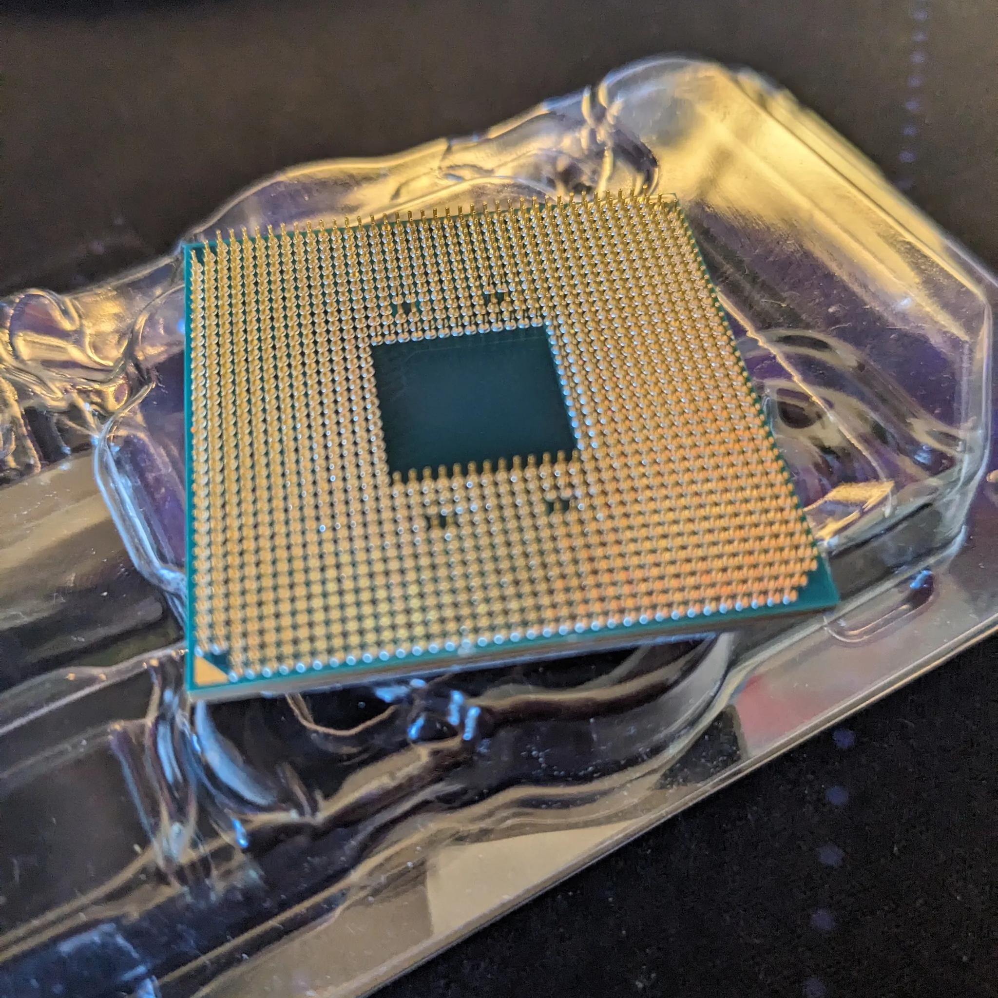AMD Ryzen 7 1700 8-Core Processor No Box, No Cooler