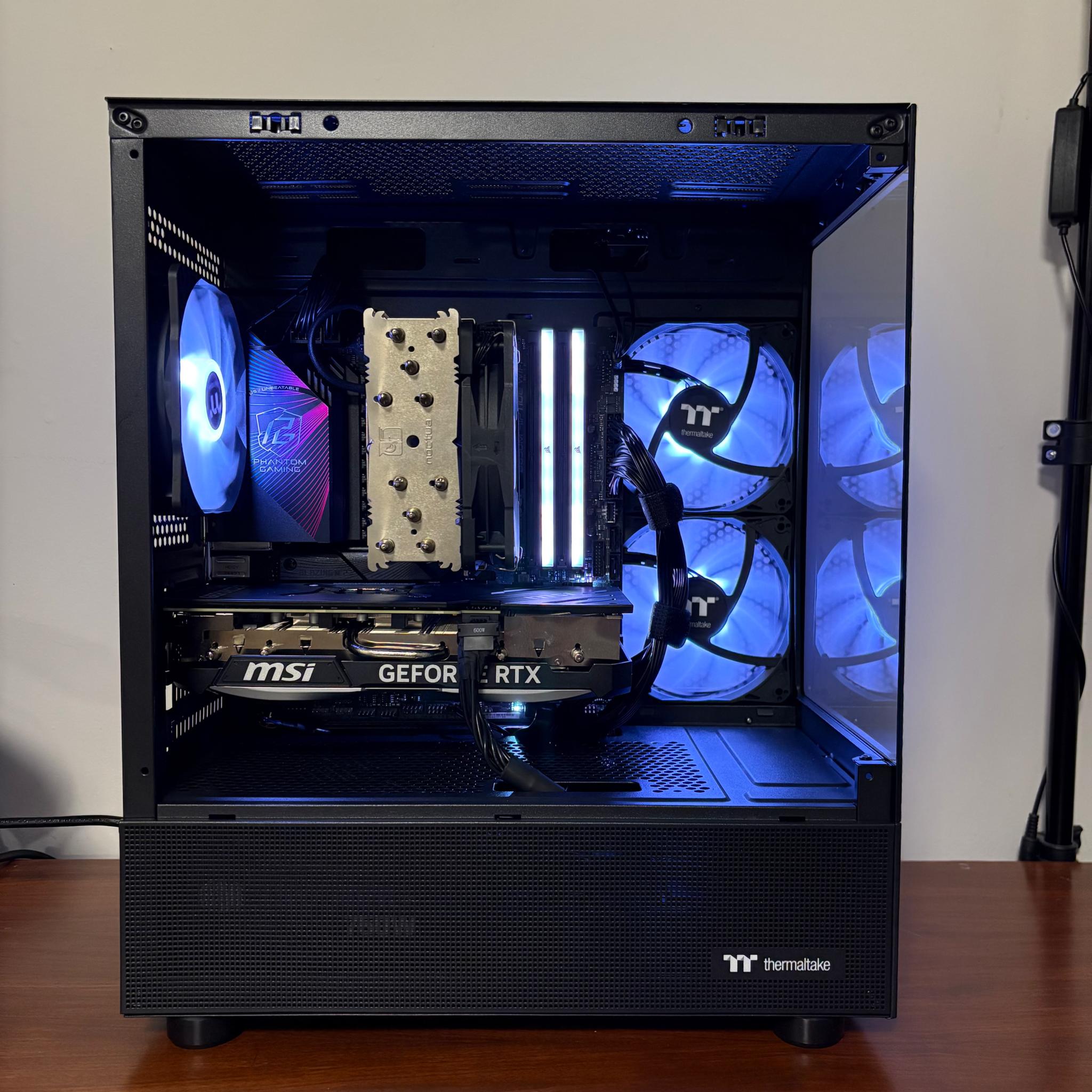 RTX 4070 TI Super | Ryzen 7 7700X | 32GB DDR4 | 1 TB SSD | 750W PSU | 3x 120mm Fan | mATX Case