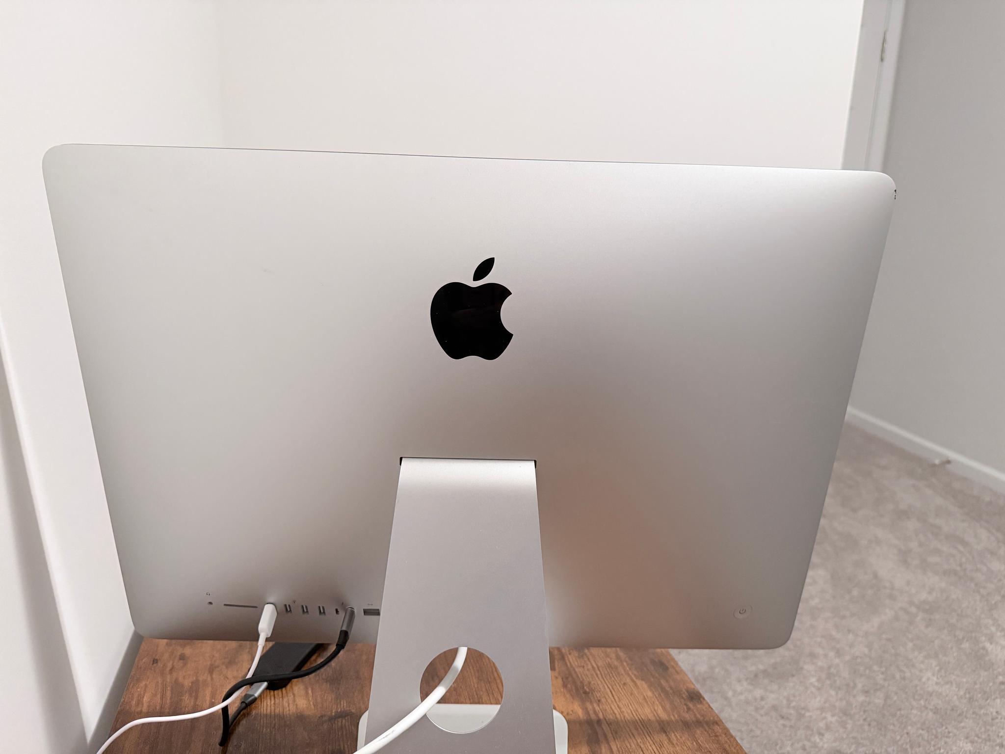 2019 Apple iMac 21.5" Retina 4K i3 3.6GHz 32GB RAM 512GB SSD Radeon 555X