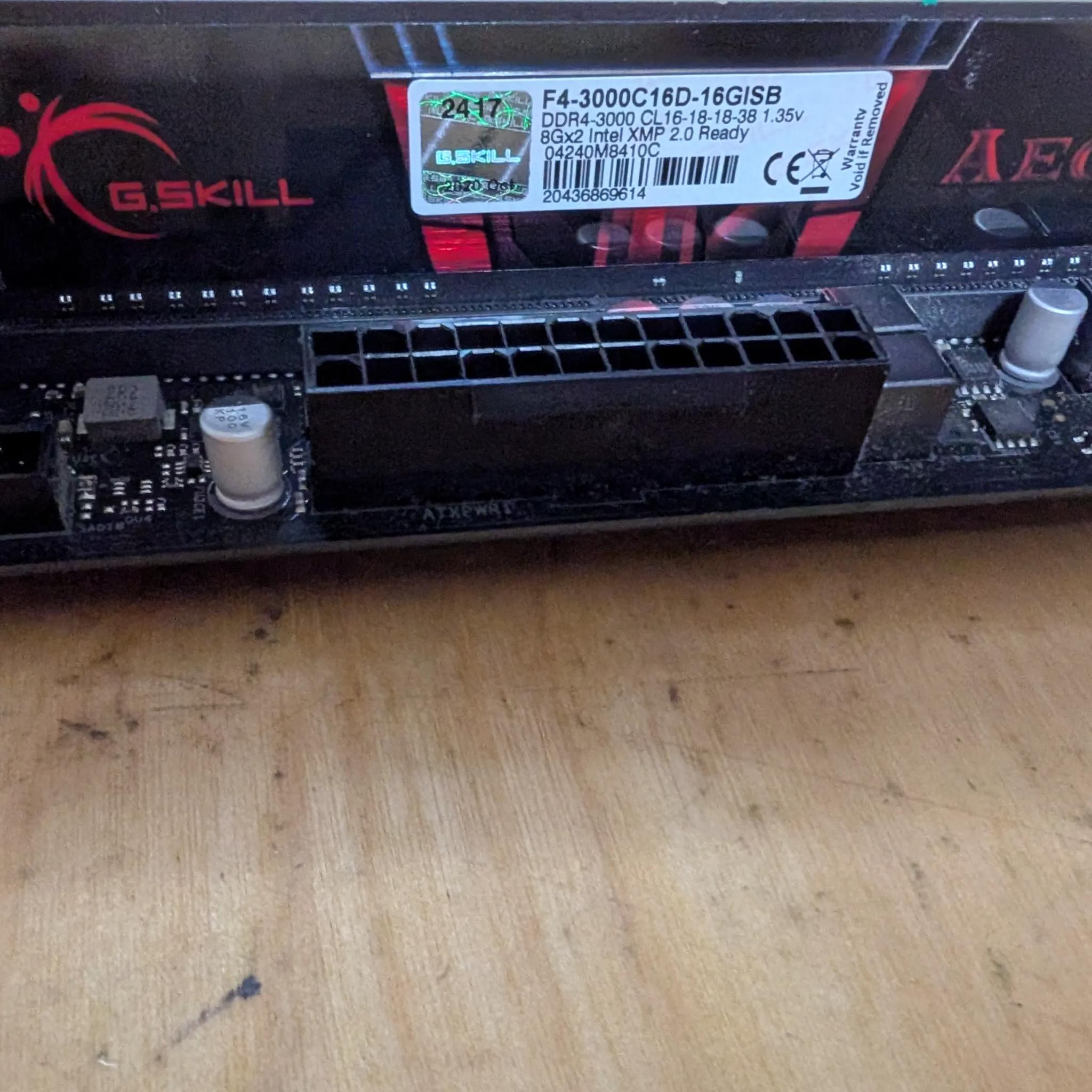 AsRock Z390 Pro4 + Intel Core i7 8700K + 16GB DDR4