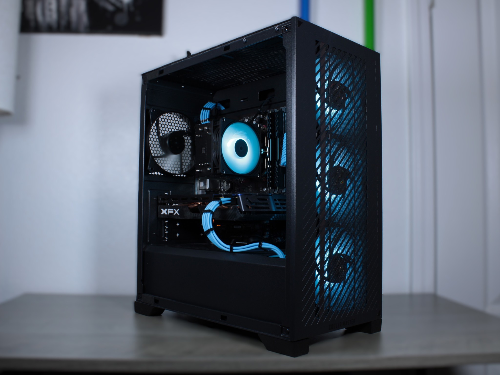 AMD RX 580 8GB | Ryzen 5 2600 | 16 GB DDR4 3200MHz Ram | 1 TB NVMe M.2 | Win 11 Activated | WiFi