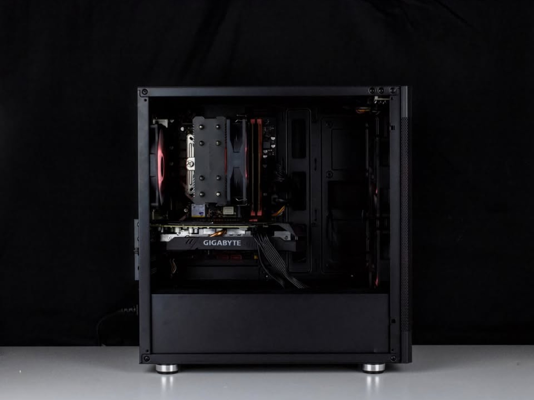 ⚫️🔴 Gaming PC – GTX 1660 TI, Ryzen 5 3500X, 16GB RAM, 512GB SSD - WiFi, BlueTooth 🔴⚫️