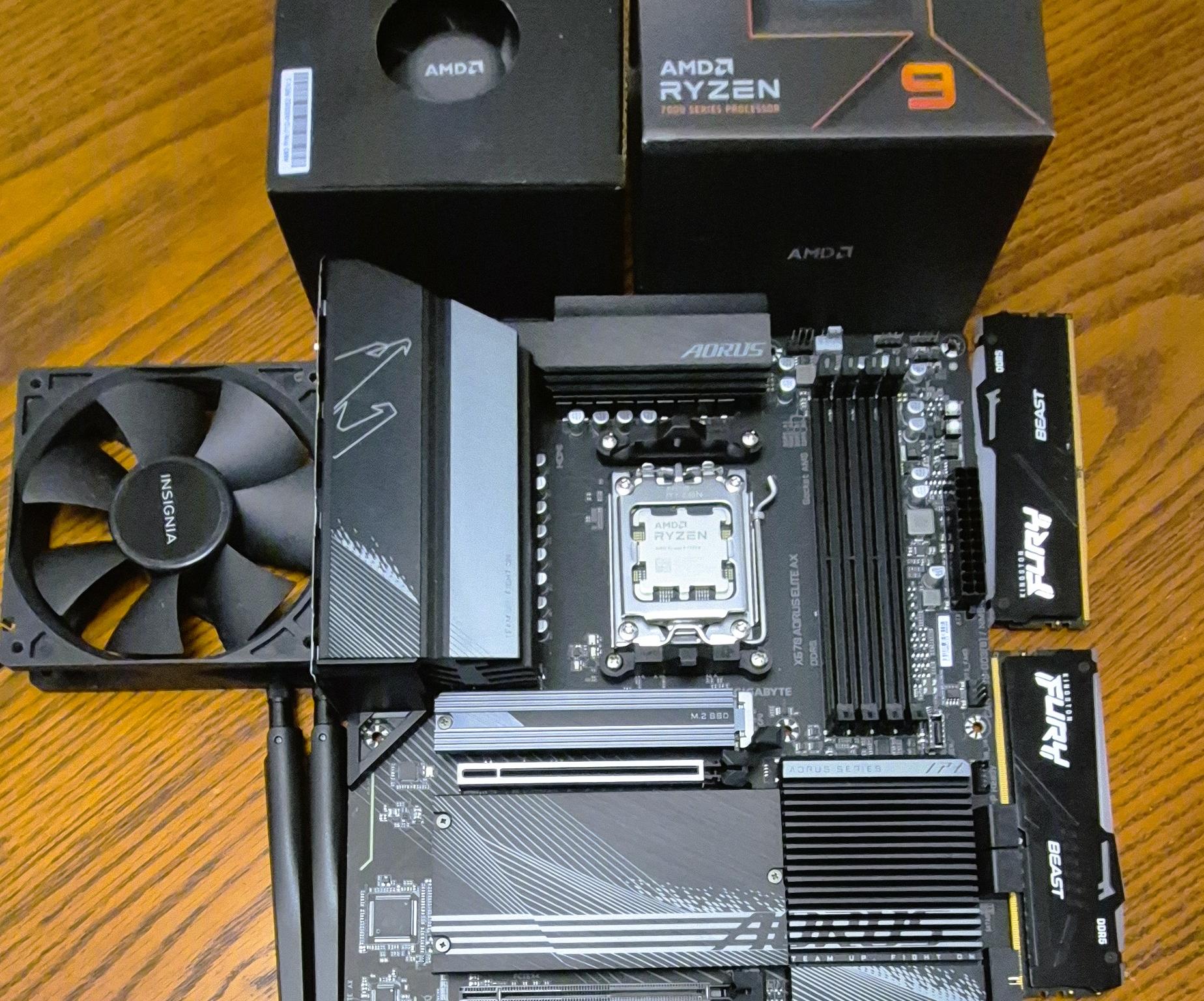 Bundle GIGABYTE X670 AORUS Elite AX AM5 AMD X670 DDR5 Motherboard; Ryzen 9 7950x CPU, 32GB DDR5 RAM