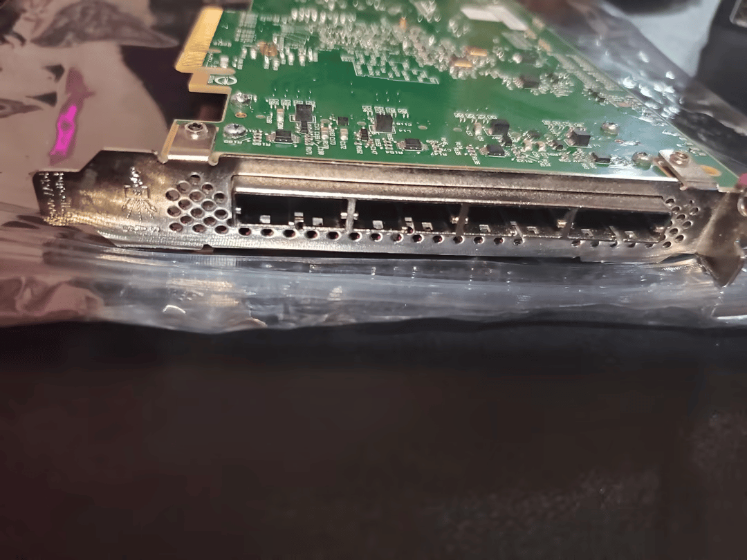 LSI 6Gbs SAS PCI-E HBA 9200-16E