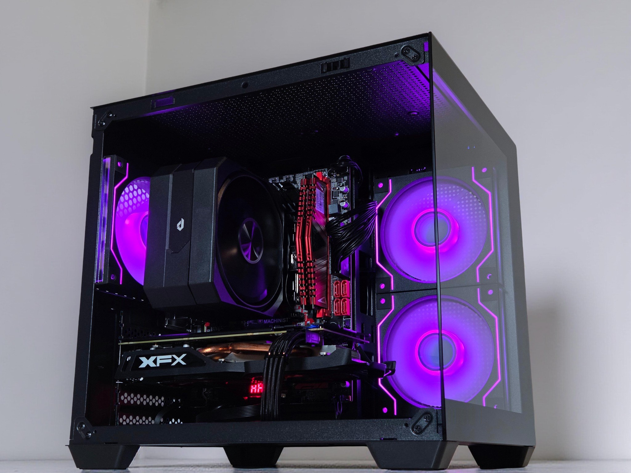 🎮🕹️👾🖥️Starter Gaming PC🕹️AMD RX 570 4GB🕹️Intel Xeon 2640 V3 8 core🕹️16GB DDR4 RAM🕹️500GB SSD