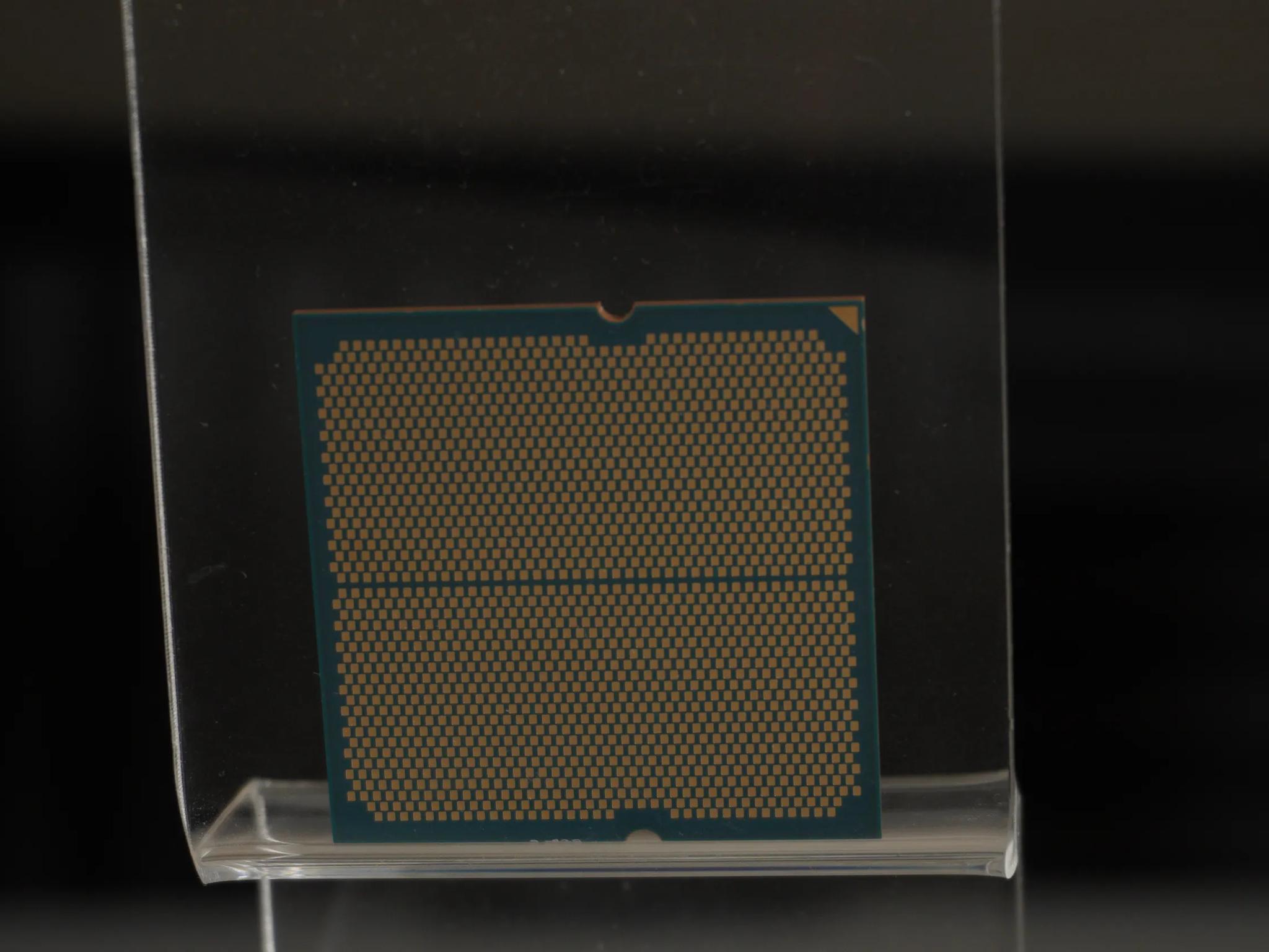 AMD R5 7600