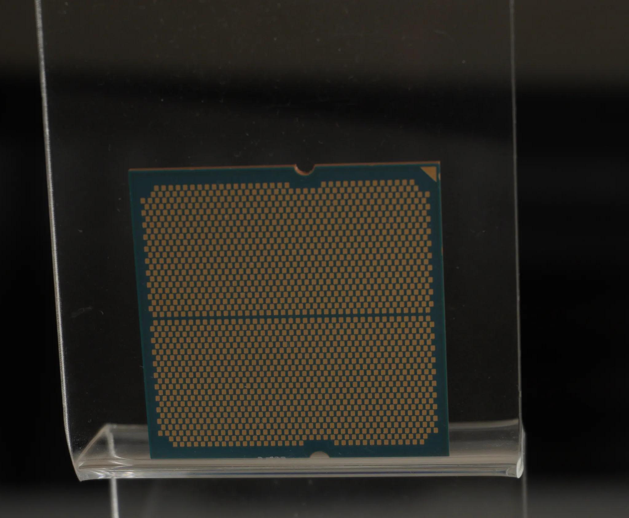 AMD R5 7600