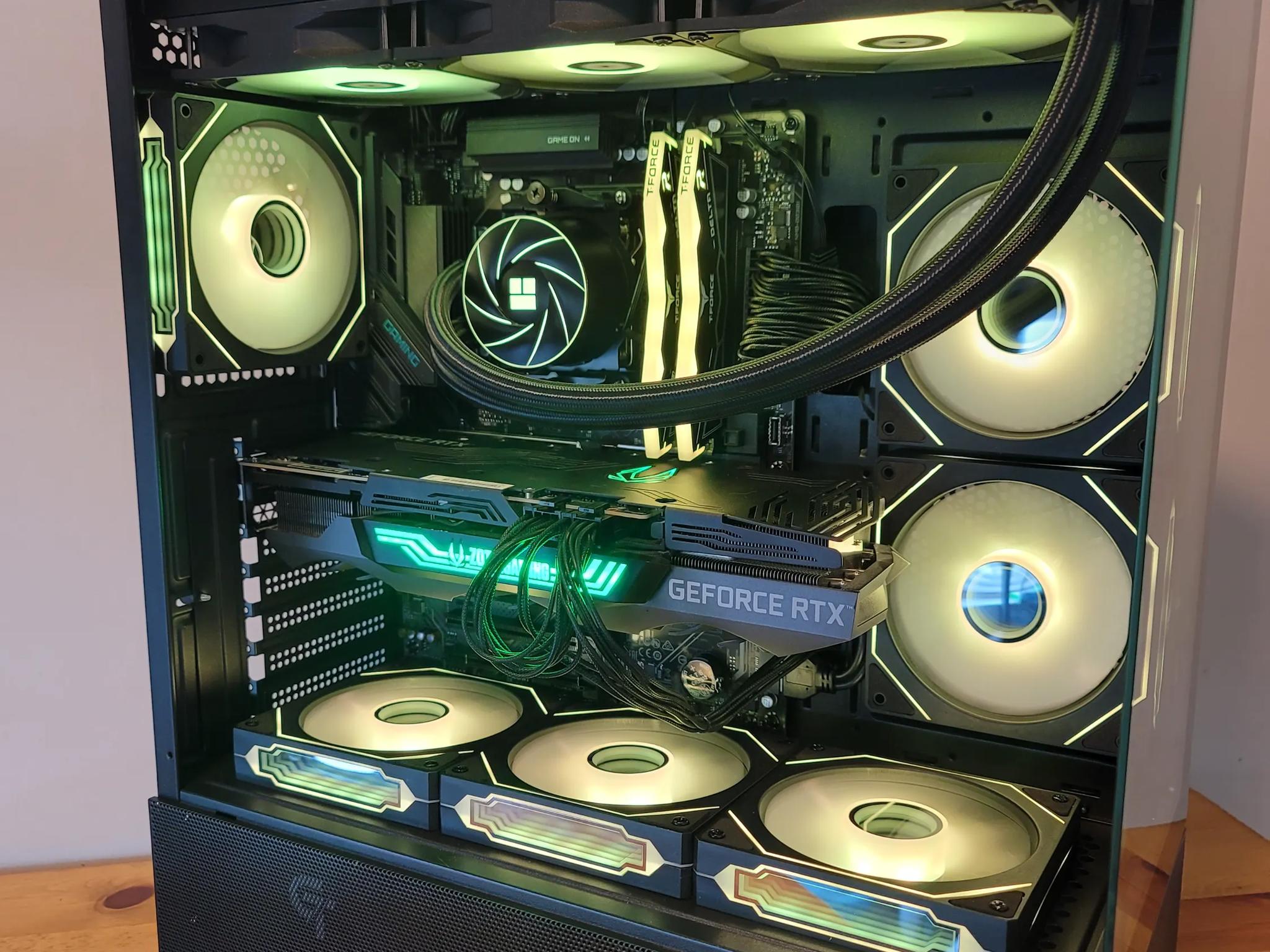 1440p beast| RTX 3080 RYZEN 9700X 1TB SSD 16GB RAM