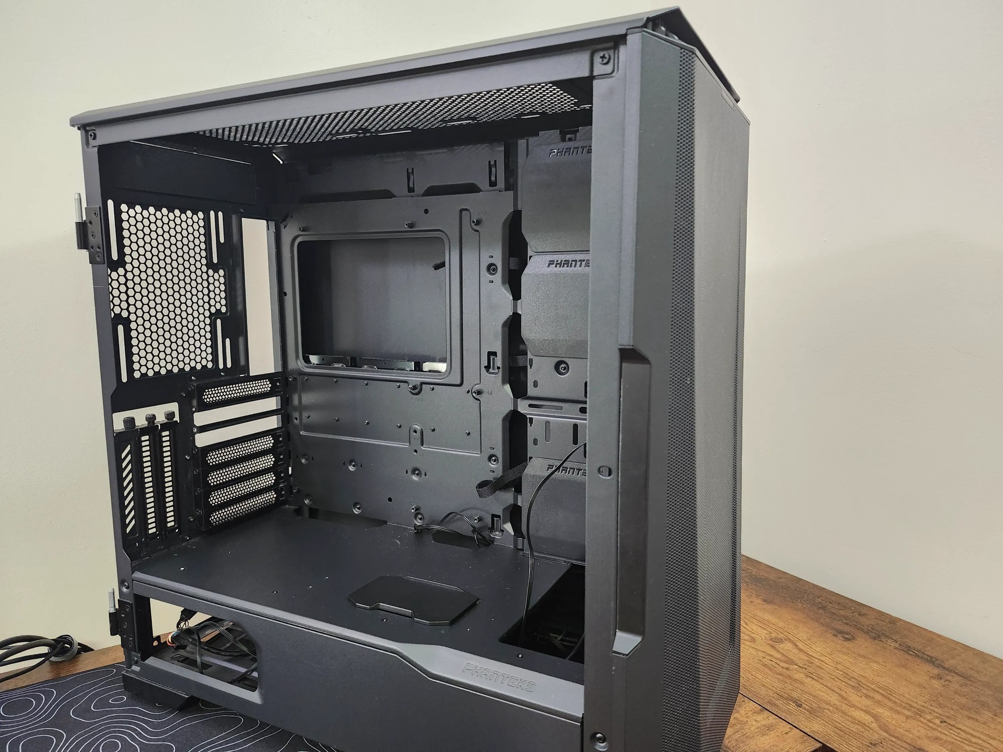 Phanteks Eclipse P500A ATX Case (3 Non RGB fan)