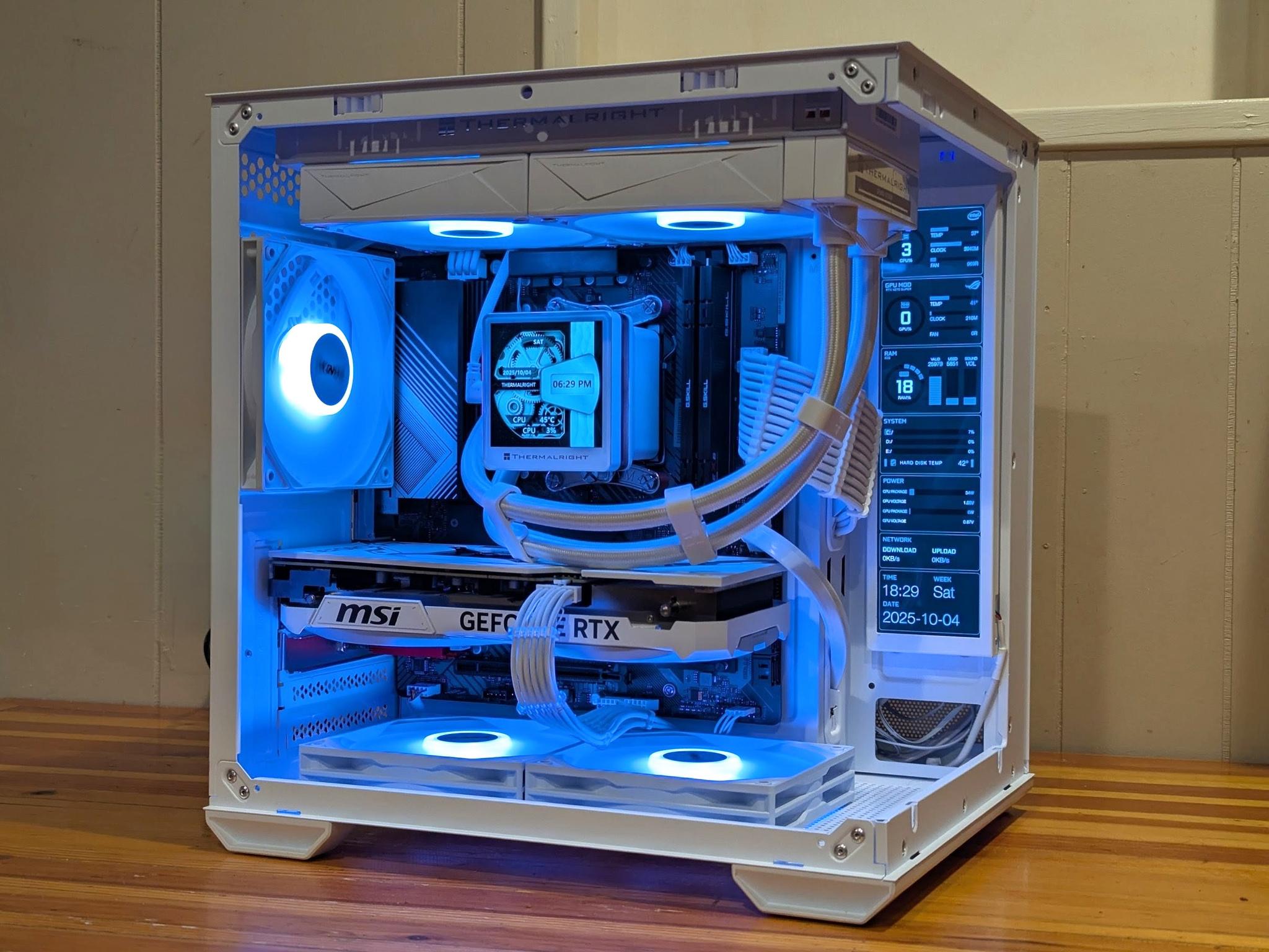 ⚪🖤 Ryzen 5 7600X | RTX 4070 Super | 32GB DDR5 | 1440p Gaming PC