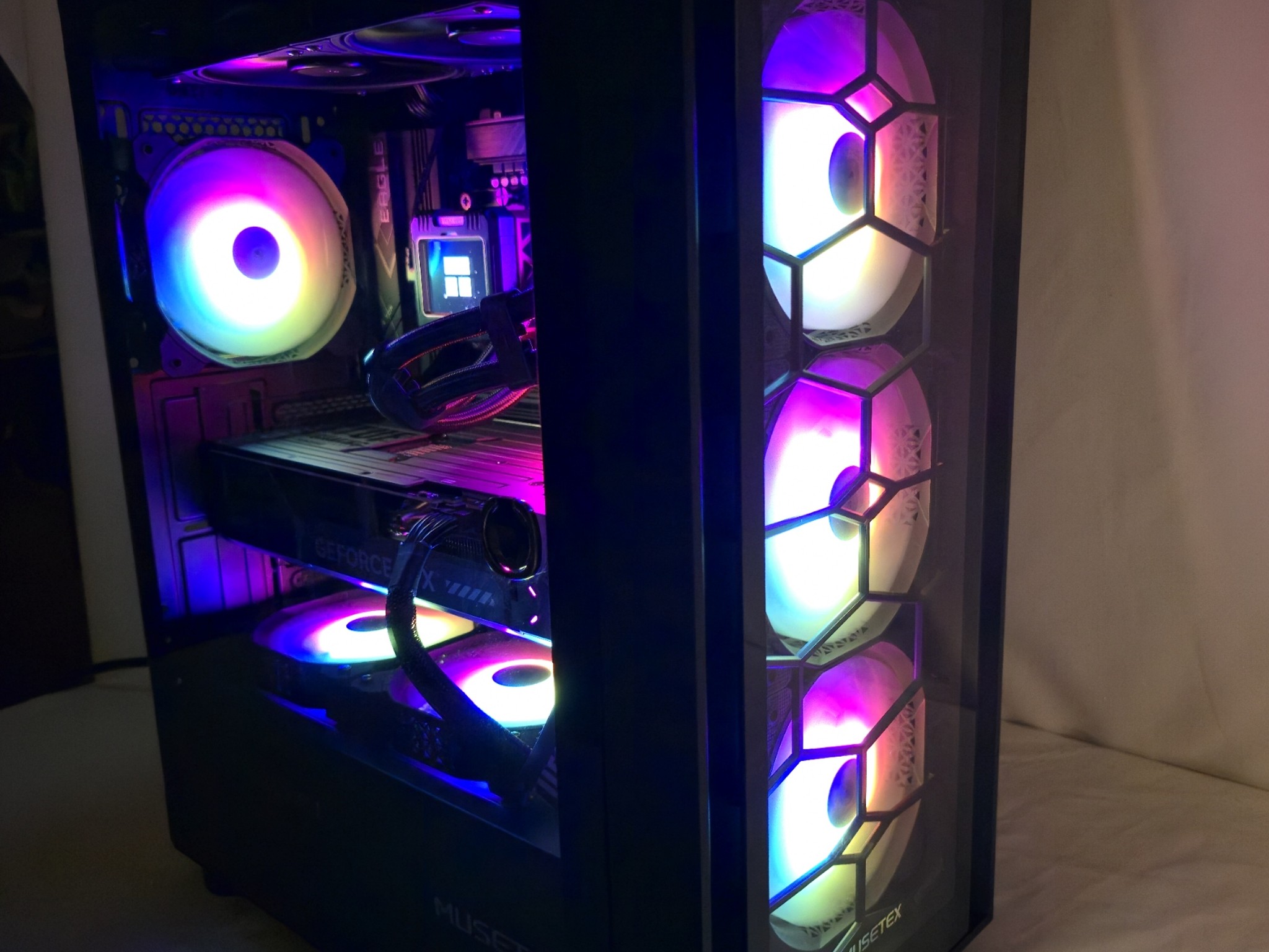 Small But Mighty (Tuf 5070TI - I7 14700K
