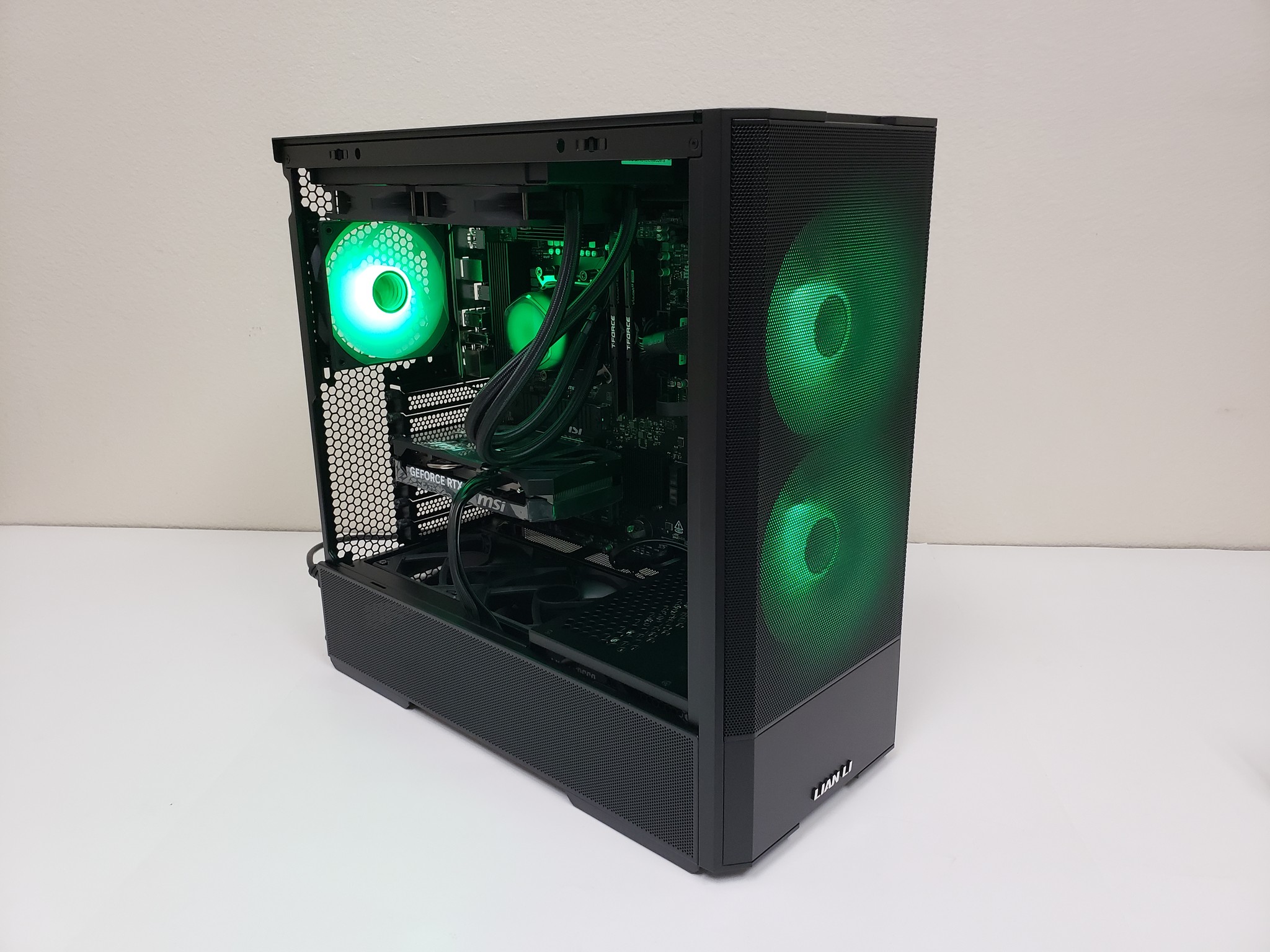 PC on Sale! Ryzen 5 7600X, RTX 5060, 32GB-DDR5 6000, 1TB SSD NVMe, 750W PSU