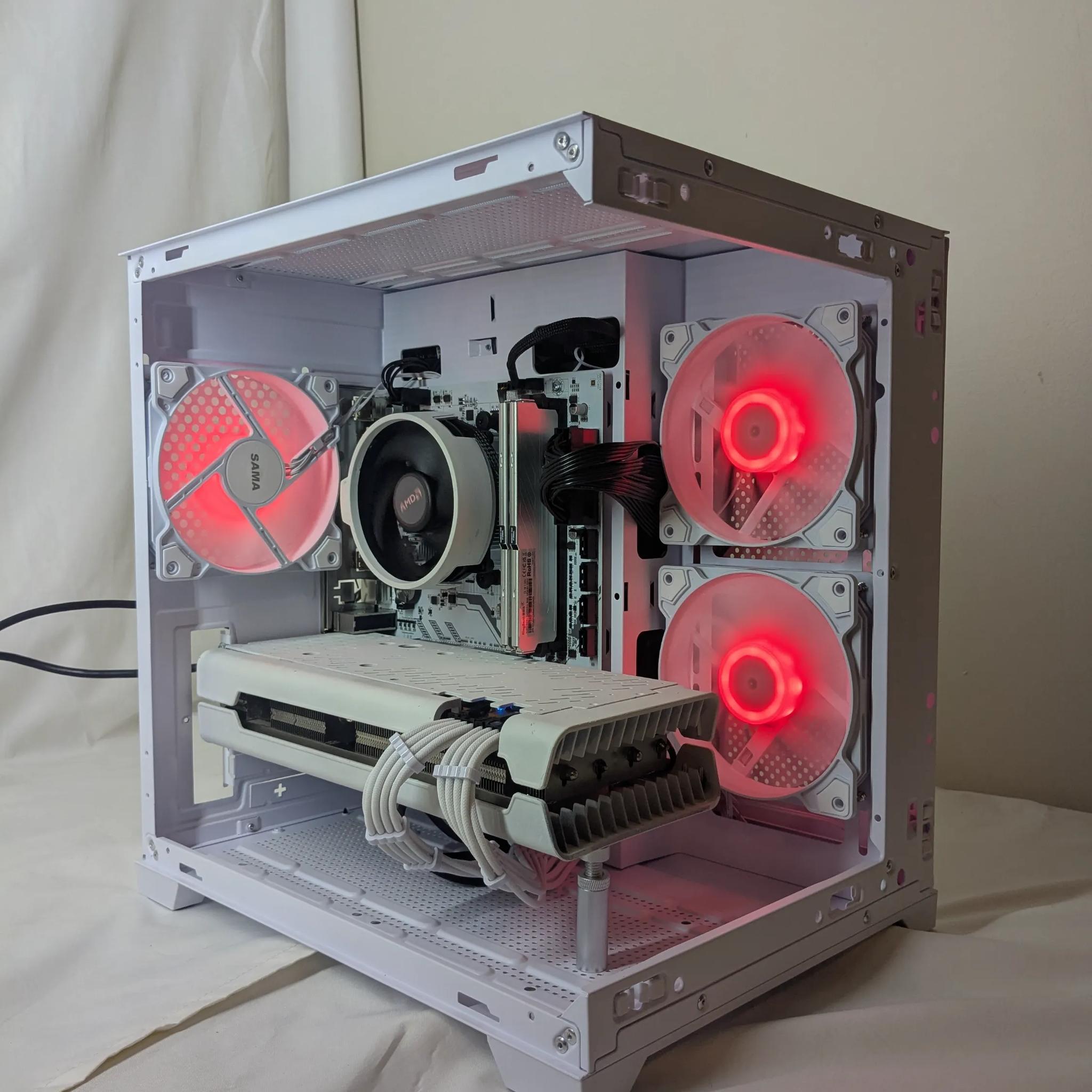 Ryzen 7 | RX 5700 | 16 GB RAM | Windows 11 home