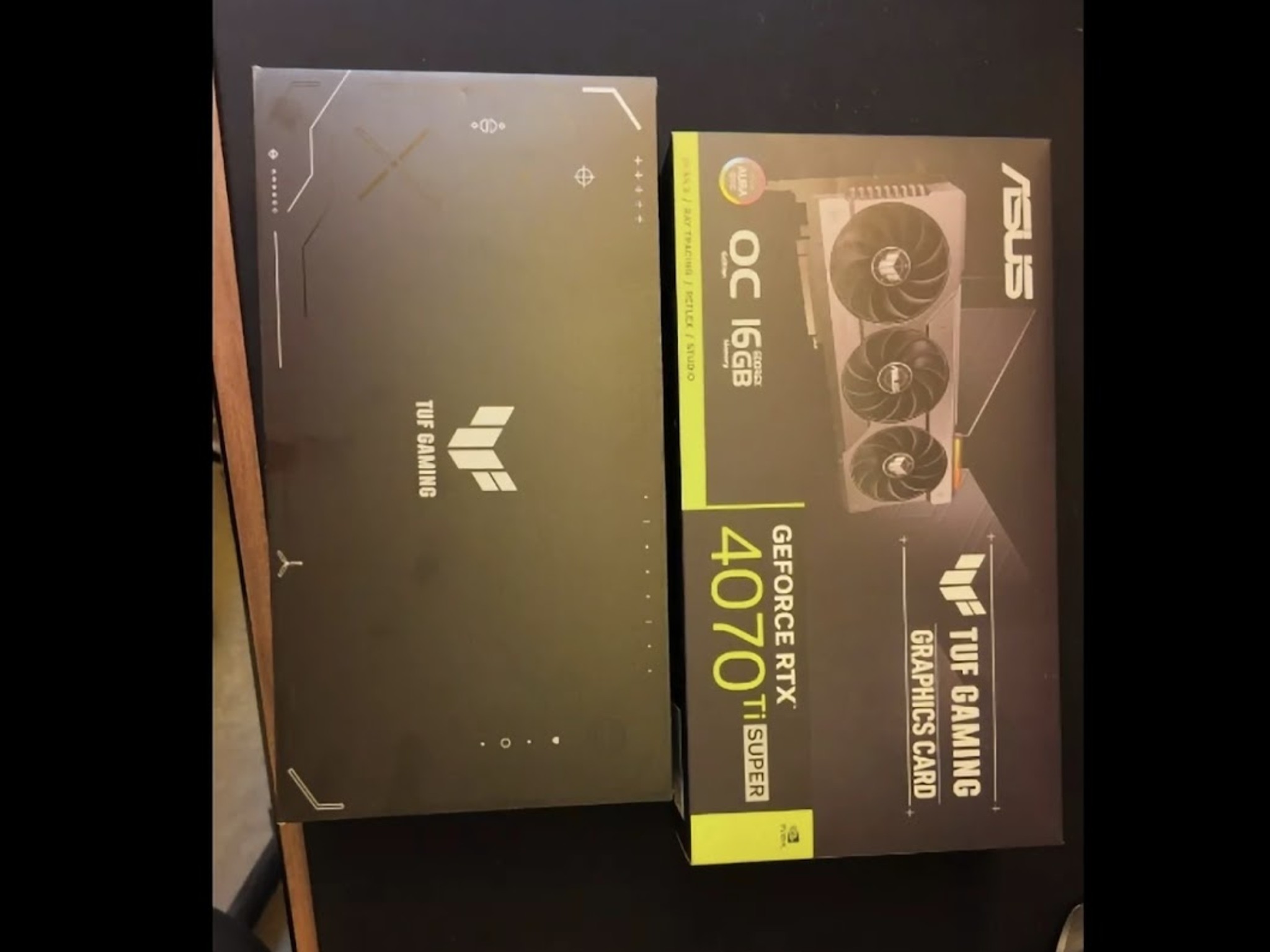 ASUS TUF Gaming NVIDIA GeForce RTX 4070Ti SUPER OC 16GB GDDR6X