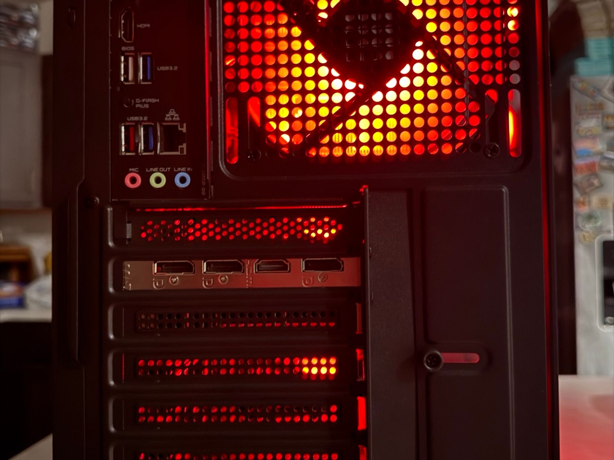 Custom Gaming PC – Ryzen 5 3600, RTX 2060 SUPER, 32GB RAM – Used Good