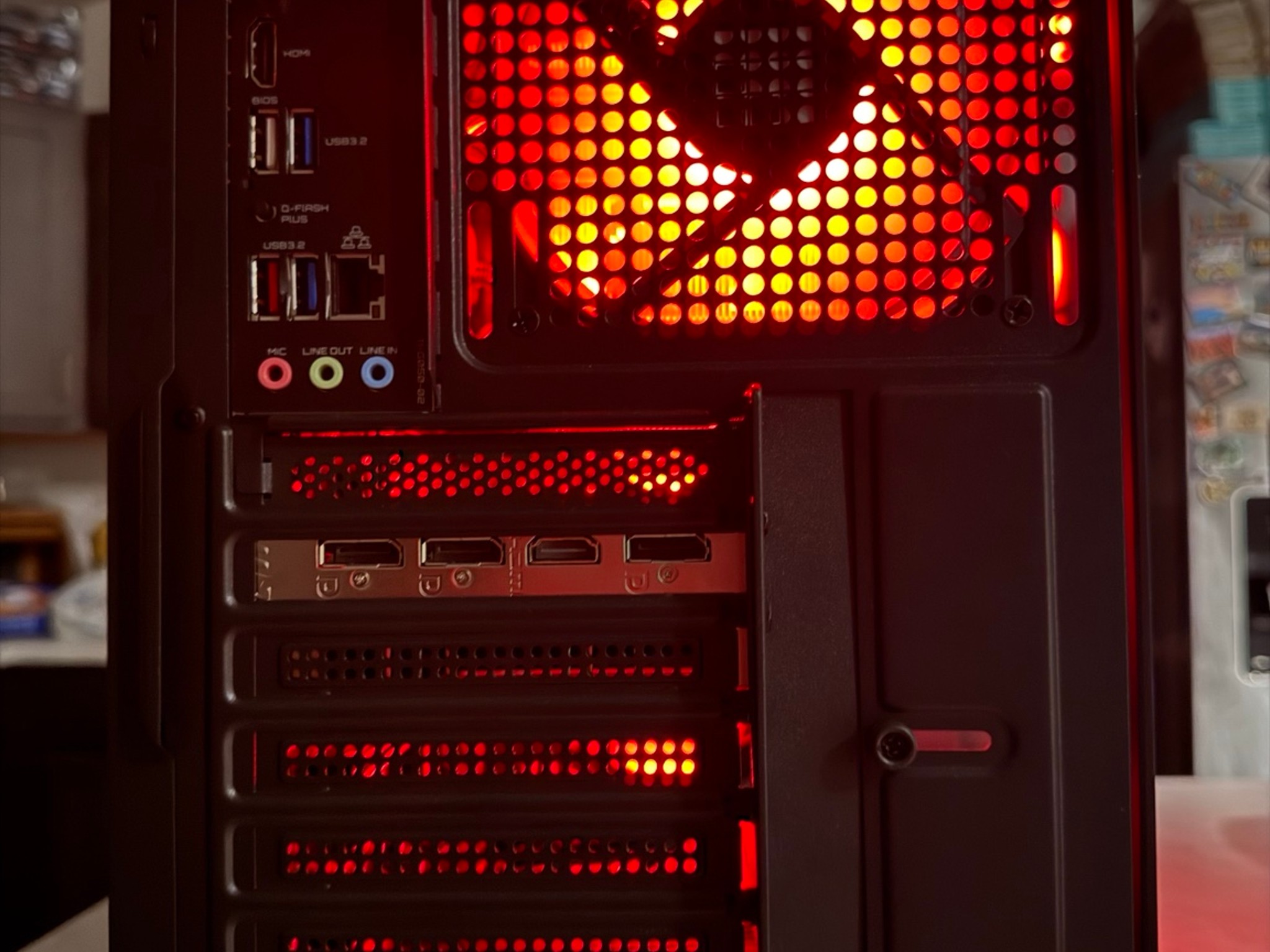 Custom Gaming PC – Ryzen 5 3600, RTX 2060 SUPER, 32GB RAM – Used Good