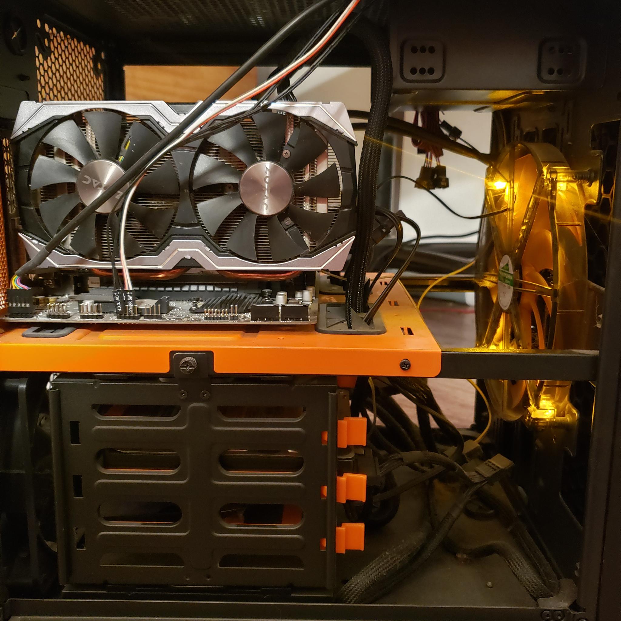 USED Custom PC, i5 8400 3.80GHz, 2x4gb DDR4, GTX 1060 6gb, 256Gb SSD + 2TB HDD