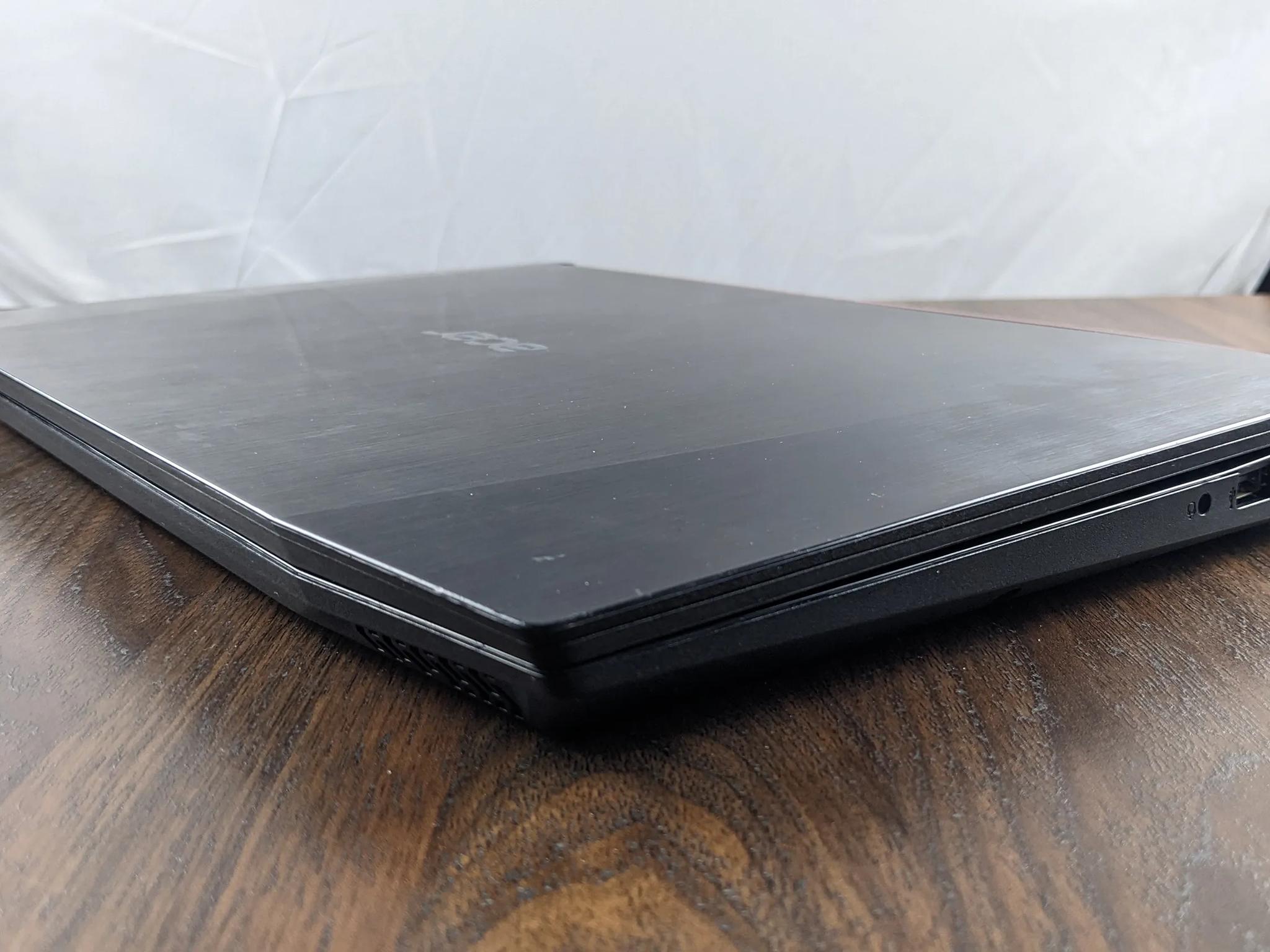 Acer Nitro 5 Refurbished, GTX 1050m, i5-8300H, 12GB DDR4, 256NVMe, 1TB HDD