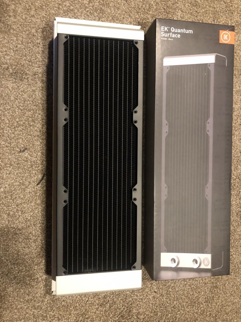 EK Quantum Surface P360M Radiator