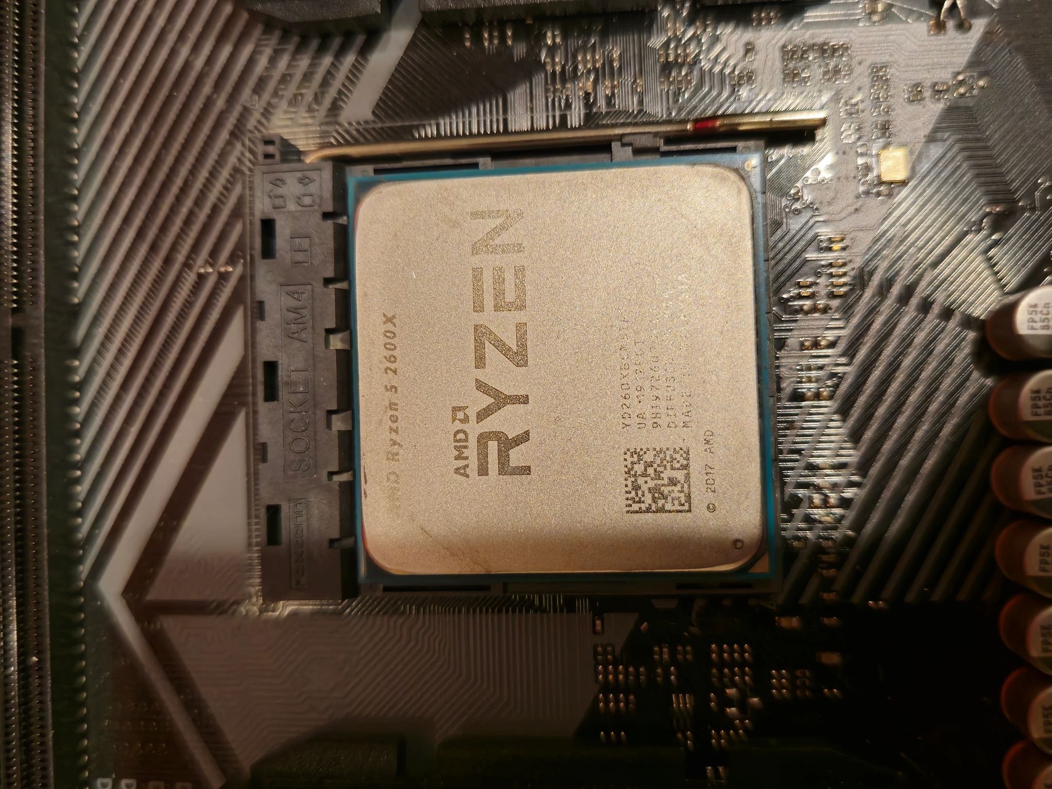 Asus Prime B450-Plus, Ryzen 5 2600x & CorsAir H60