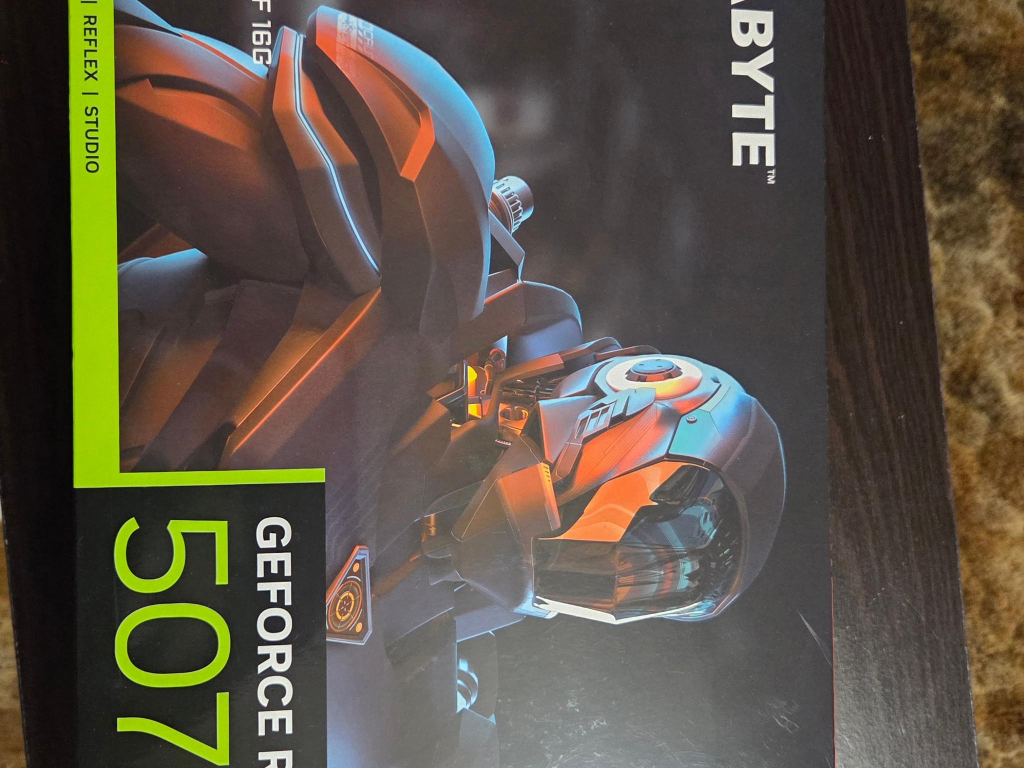 Gigabyte GeForce RTX 5070 Ti WINDFORCE SFF 16G