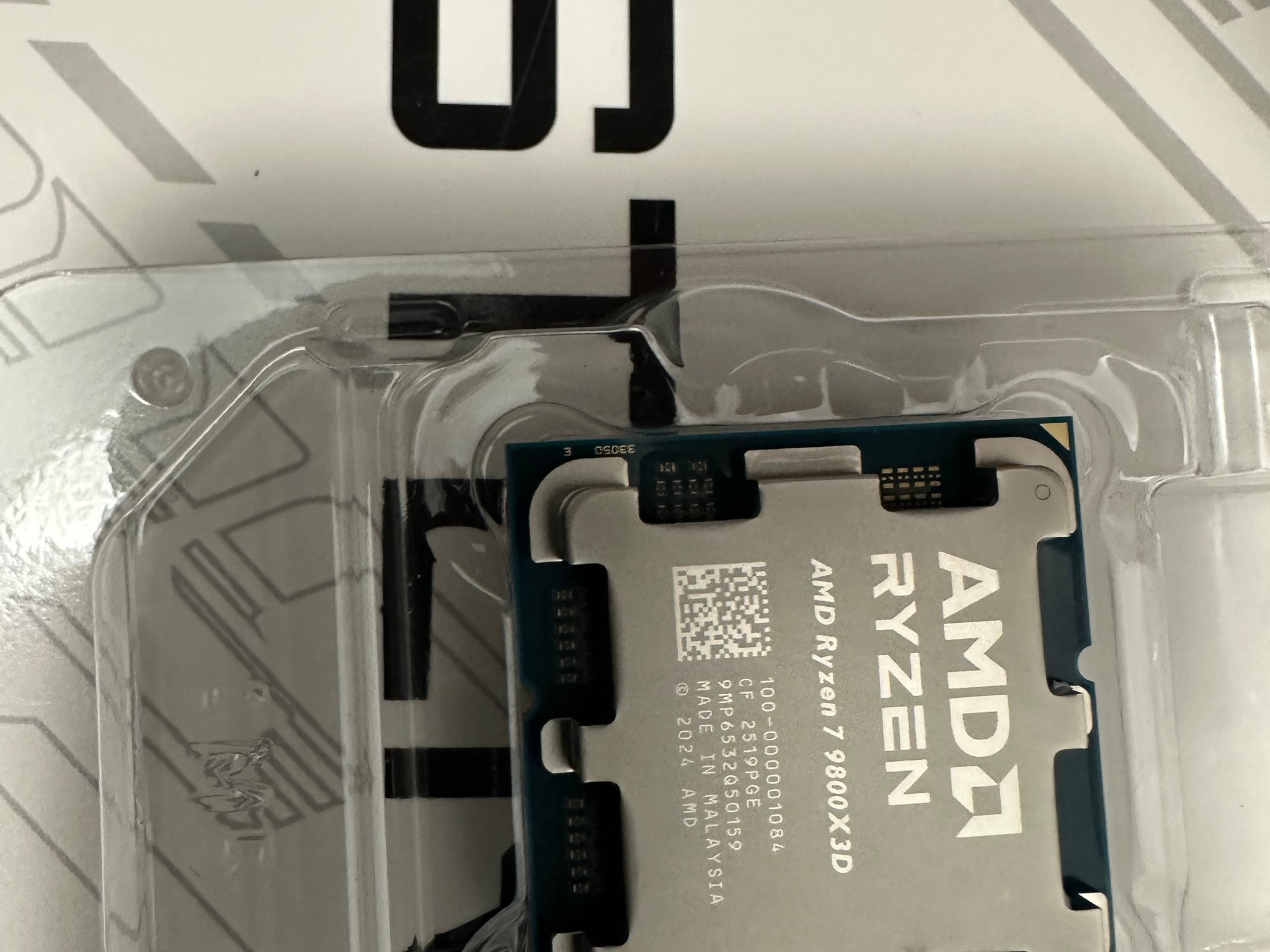 ASUS ROG Strix X870E-E Gaming WiFi AM5 ATX 9800x3d And 990 Pro 2TB