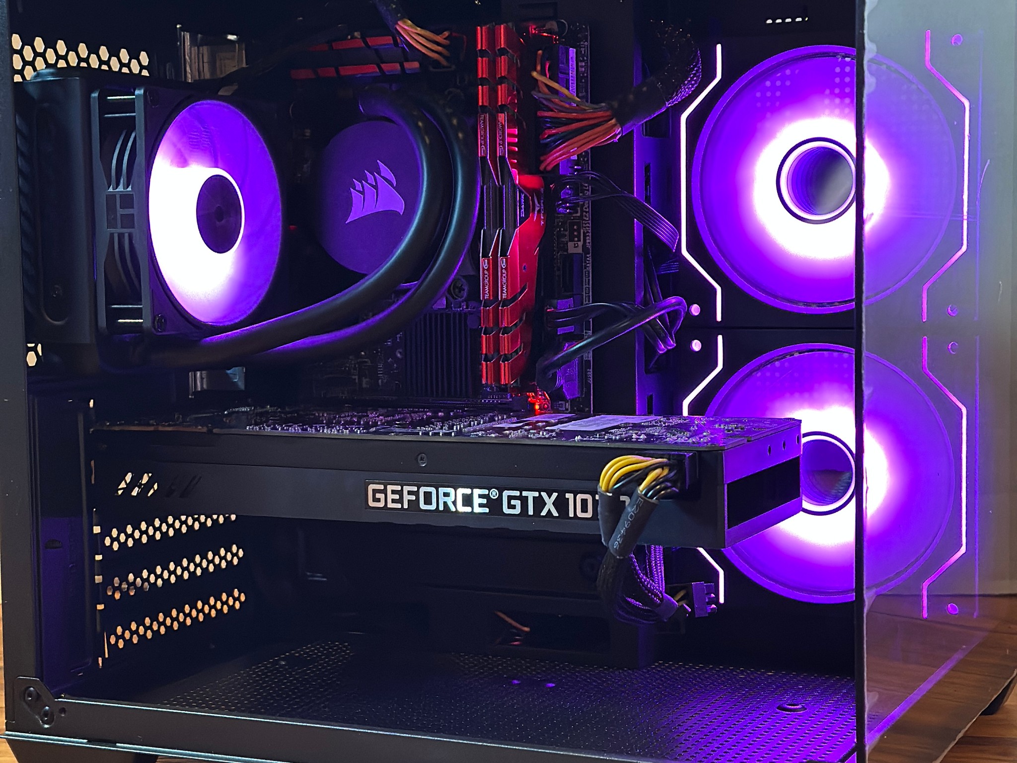 GTX 1070 | Intel i7 7700k | 16GB DDR4 | 1.12TB | Win 11 | Office 2024 | WiFi + BT | Budget Gaming PC