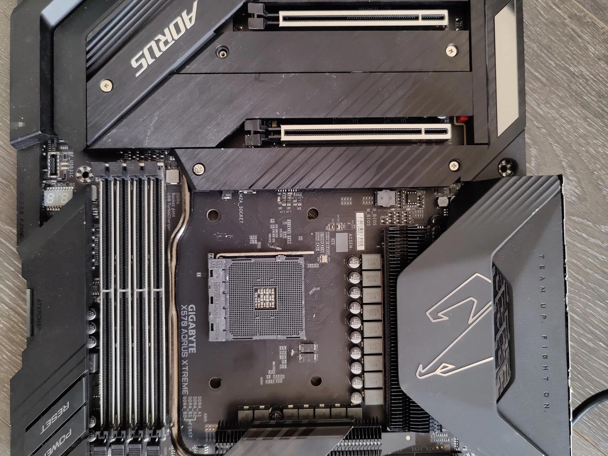 Gigabyte X570 Extreme