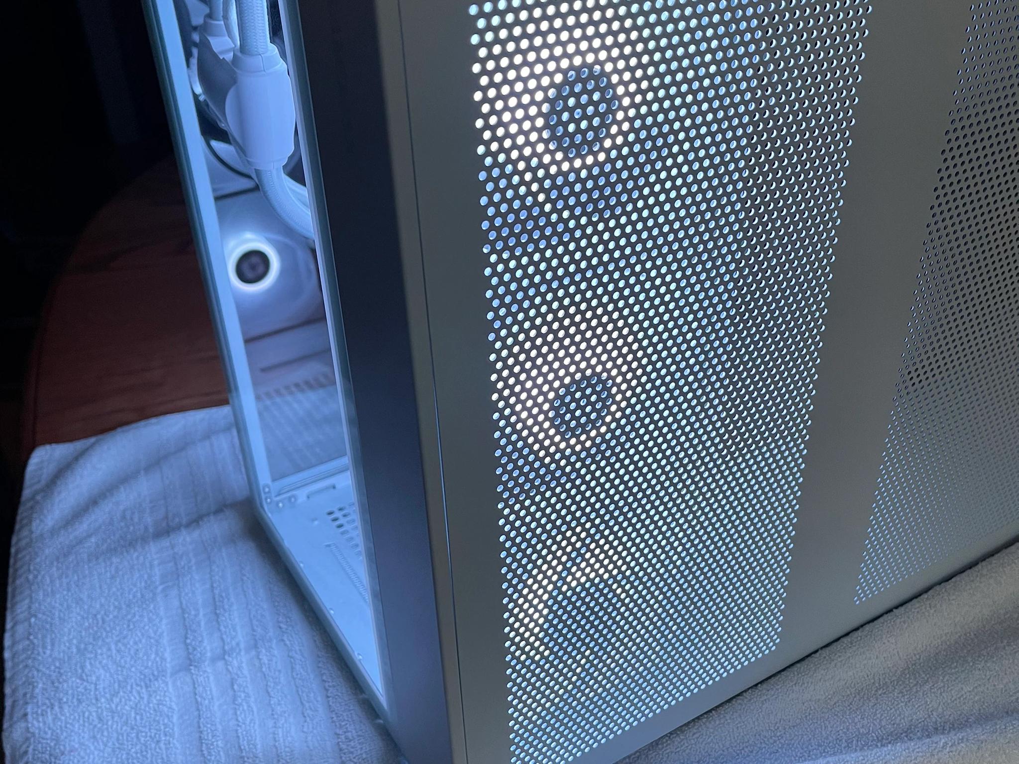 AM5 White High-end Gaming/Production PC: Radeon 7900XTX, Ryzen 9 7900X, 32gb DDR5, 2TB NVMe